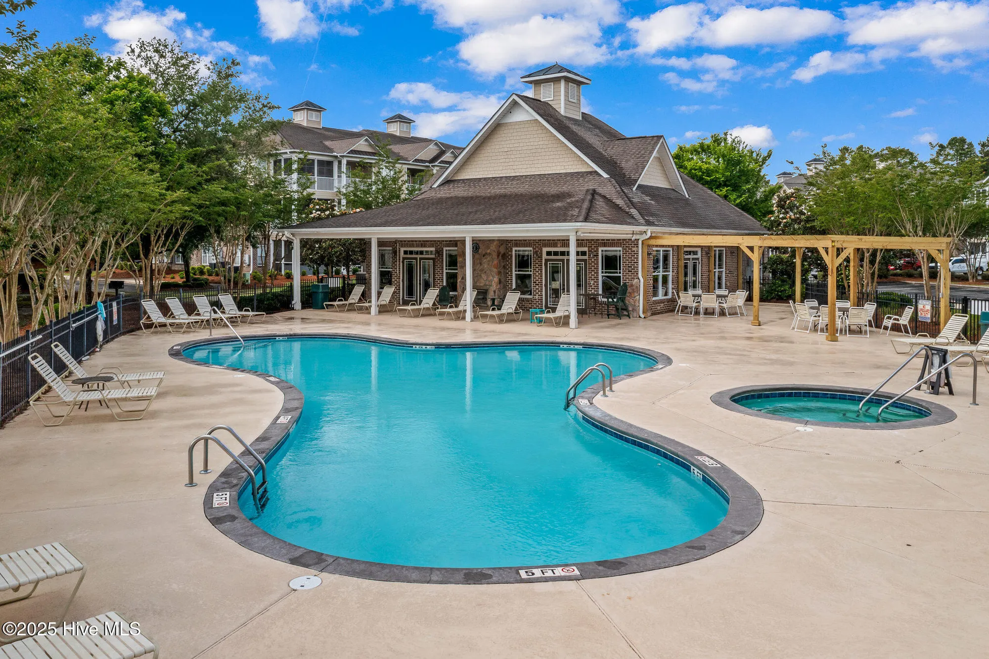 Property Slideshow image 41 of 47 | 395 s crow creek dr 1210, Calabash, NC, 28467