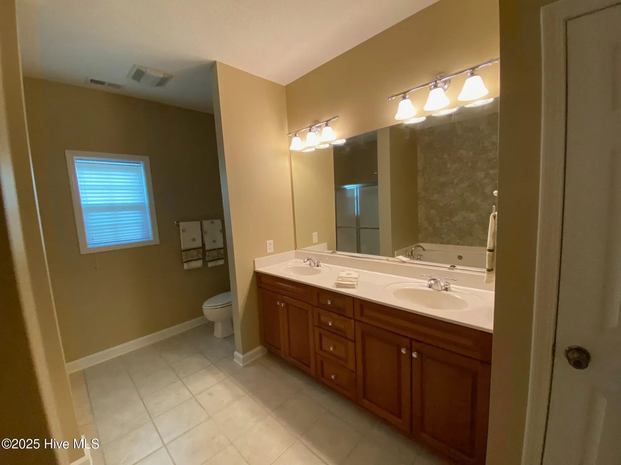 Property Slideshow image 9 of 14 | 136 mallard ln, Pinehurst, NC, 28374