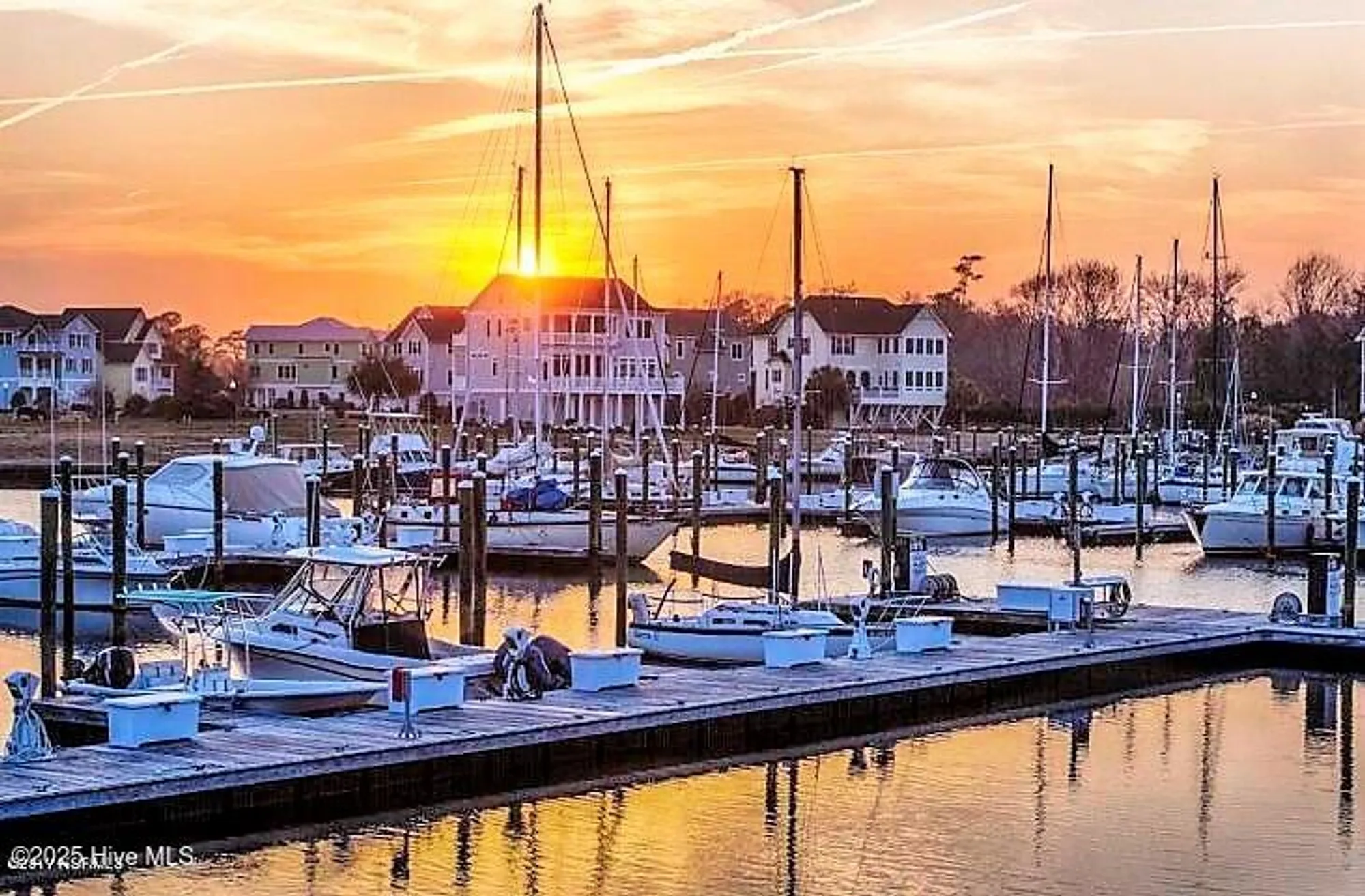 Property Slideshow image 5 of 10 | 2571 st james dr # u-a3, Southport, NC, 28461