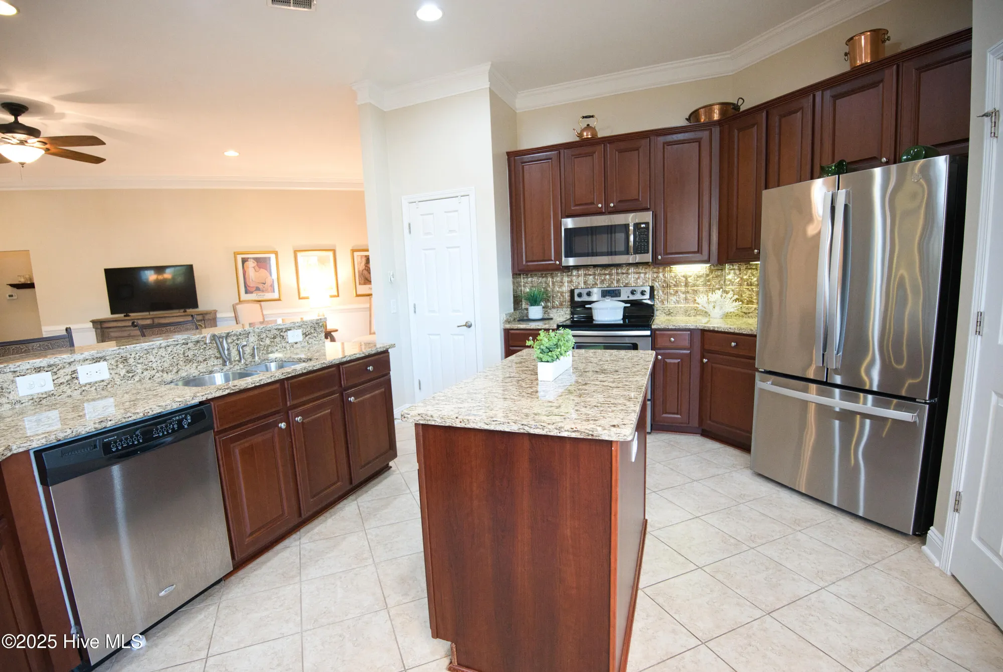 Property Slideshow image 22 of 68 | 707 pipit pl, Calabash, NC, 28467