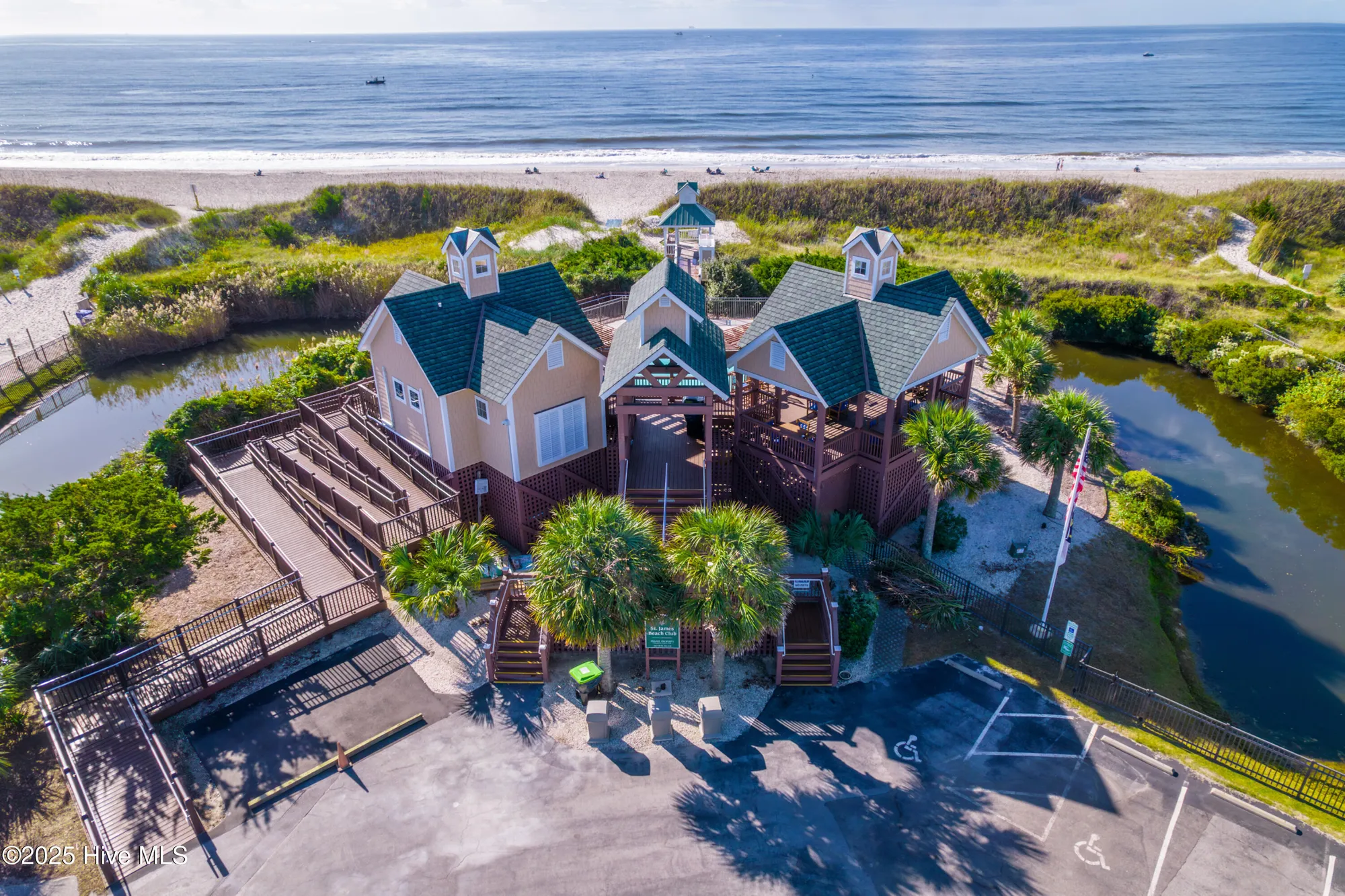 Property Slideshow image 64 of 85 | 3235 oceanic bay dr, Southport, NC, 28461