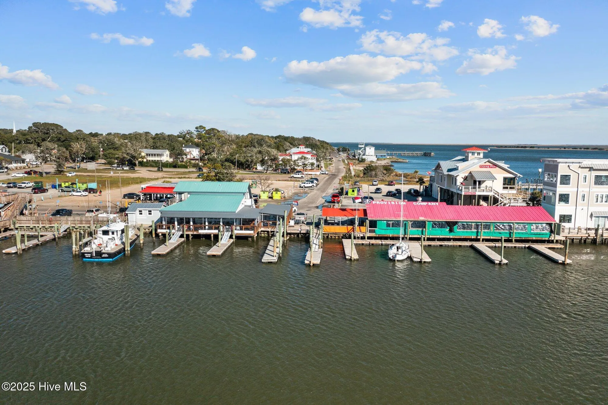Property Slideshow image 79 of 85 | 3235 oceanic bay dr, Southport, NC, 28461