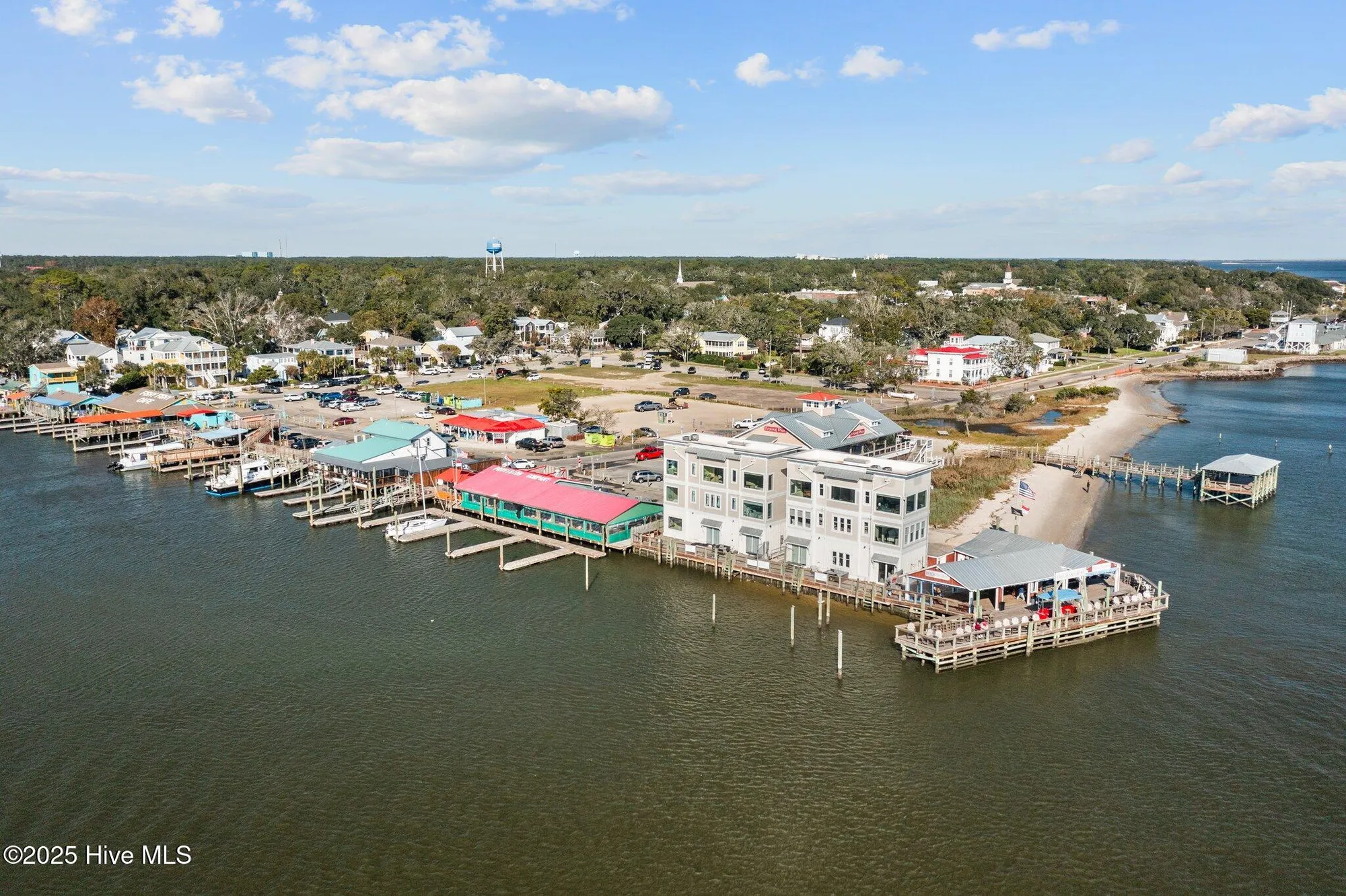 Property Slideshow image 80 of 85 | 3235 oceanic bay dr, Southport, NC, 28461