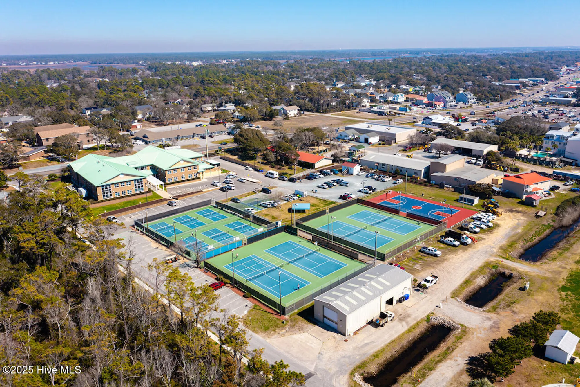 Property Slideshow image 69 of 85 | 3235 oceanic bay dr, Southport, NC, 28461