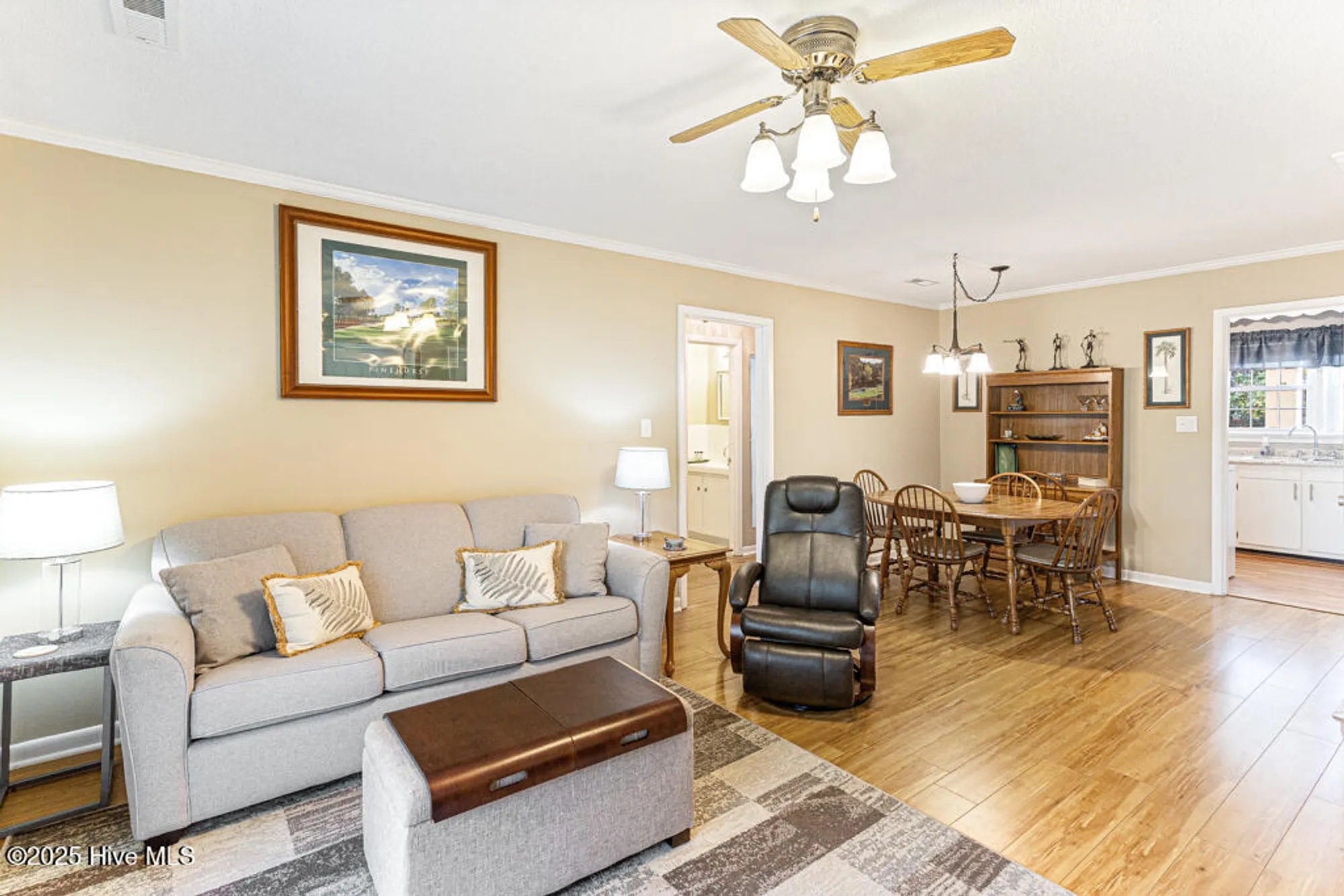 Property Slideshow image 4 of 25 | 353 driftwood cir, Southern Pines, NC, 28387