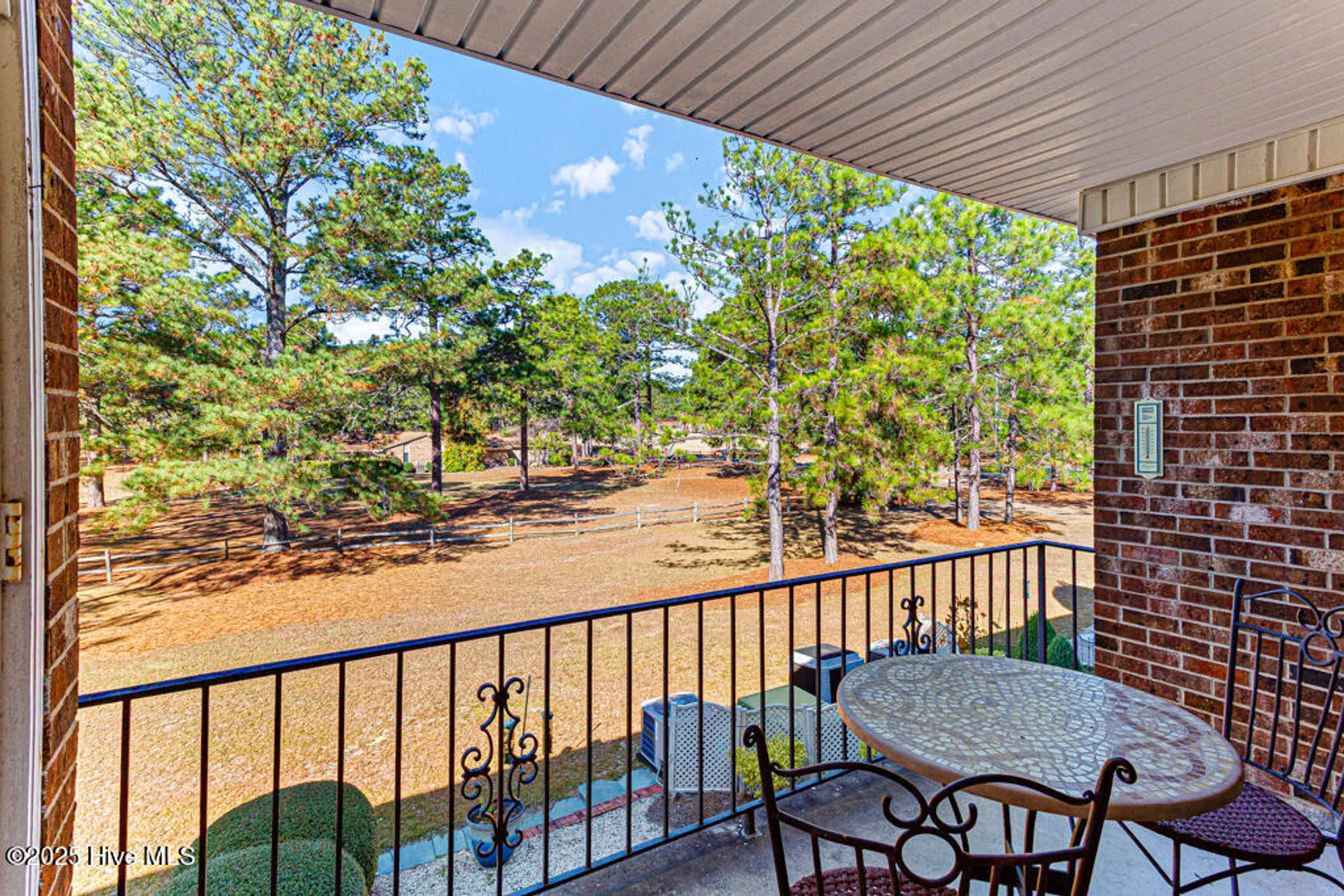 Property Slideshow image 17 of 25 | 353 driftwood cir, Southern Pines, NC, 28387