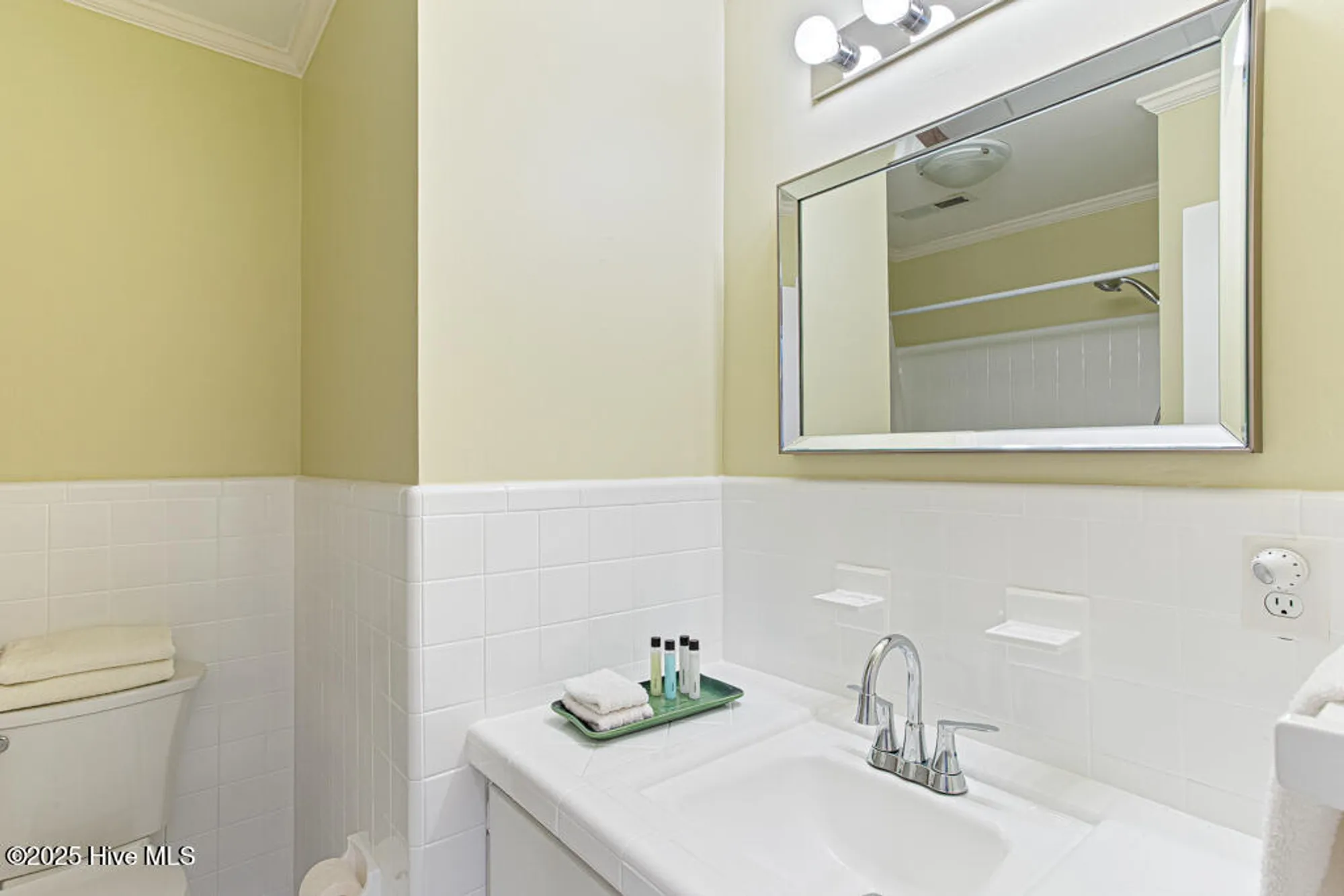 Property Slideshow image 14 of 25 | 353 driftwood cir, Southern Pines, NC, 28387