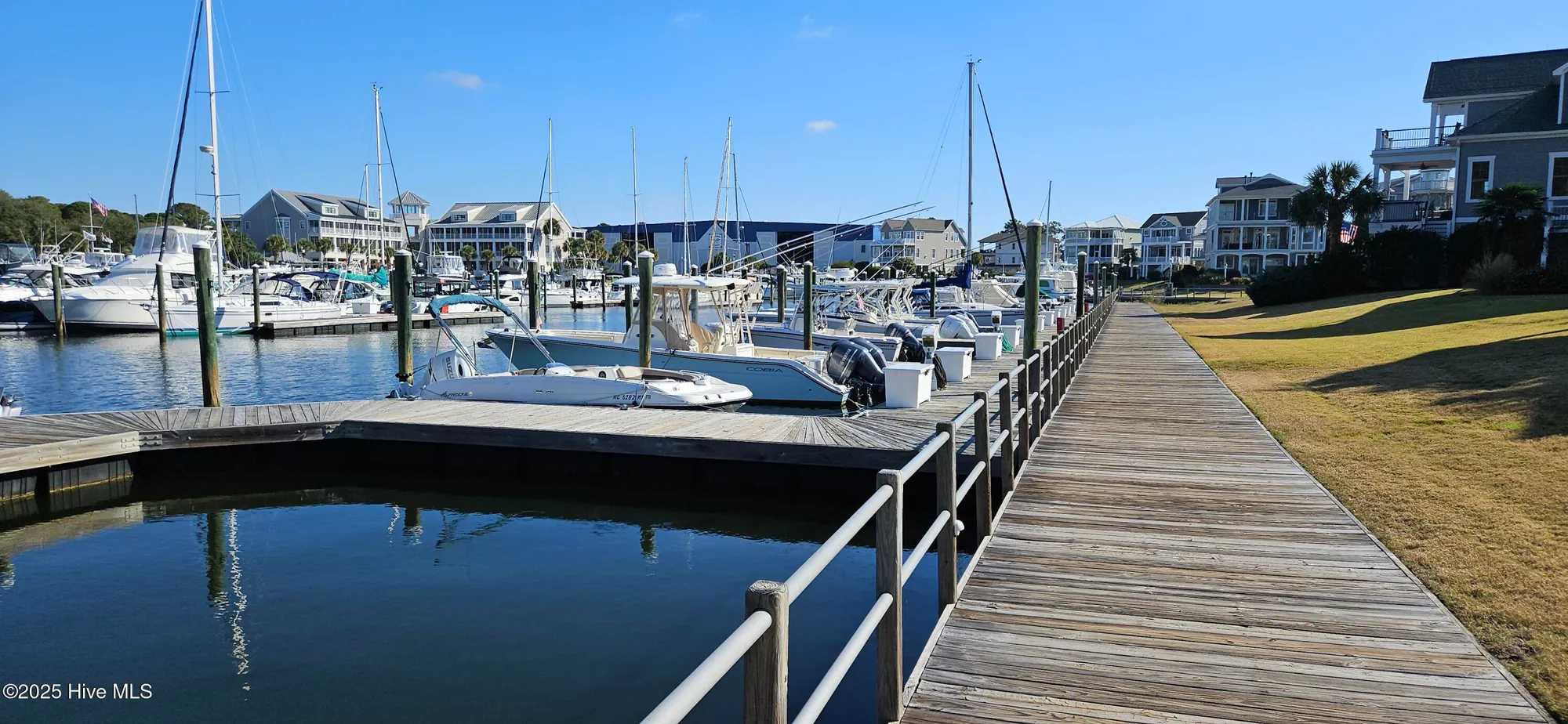 Property Slideshow image 7 of 10 | 2571 st james dr # u-a3, Southport, NC, 28461