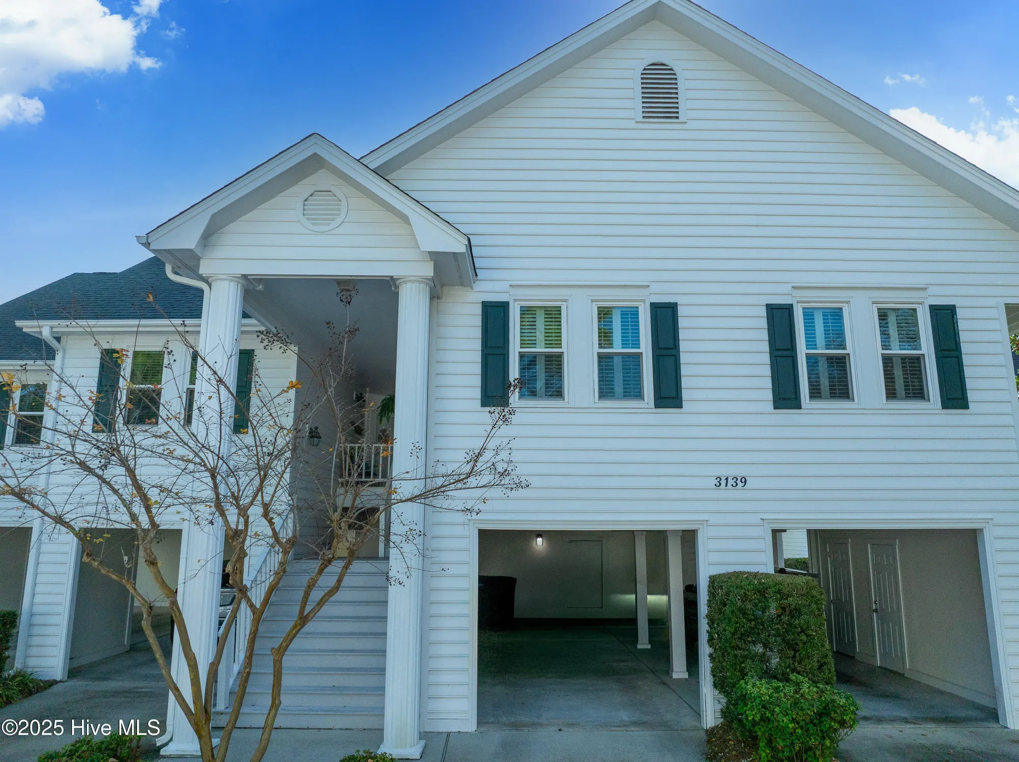 Property Slideshow image 4 of 43 | 3139 lakeside commons dr 1, Southport, NC, 28461