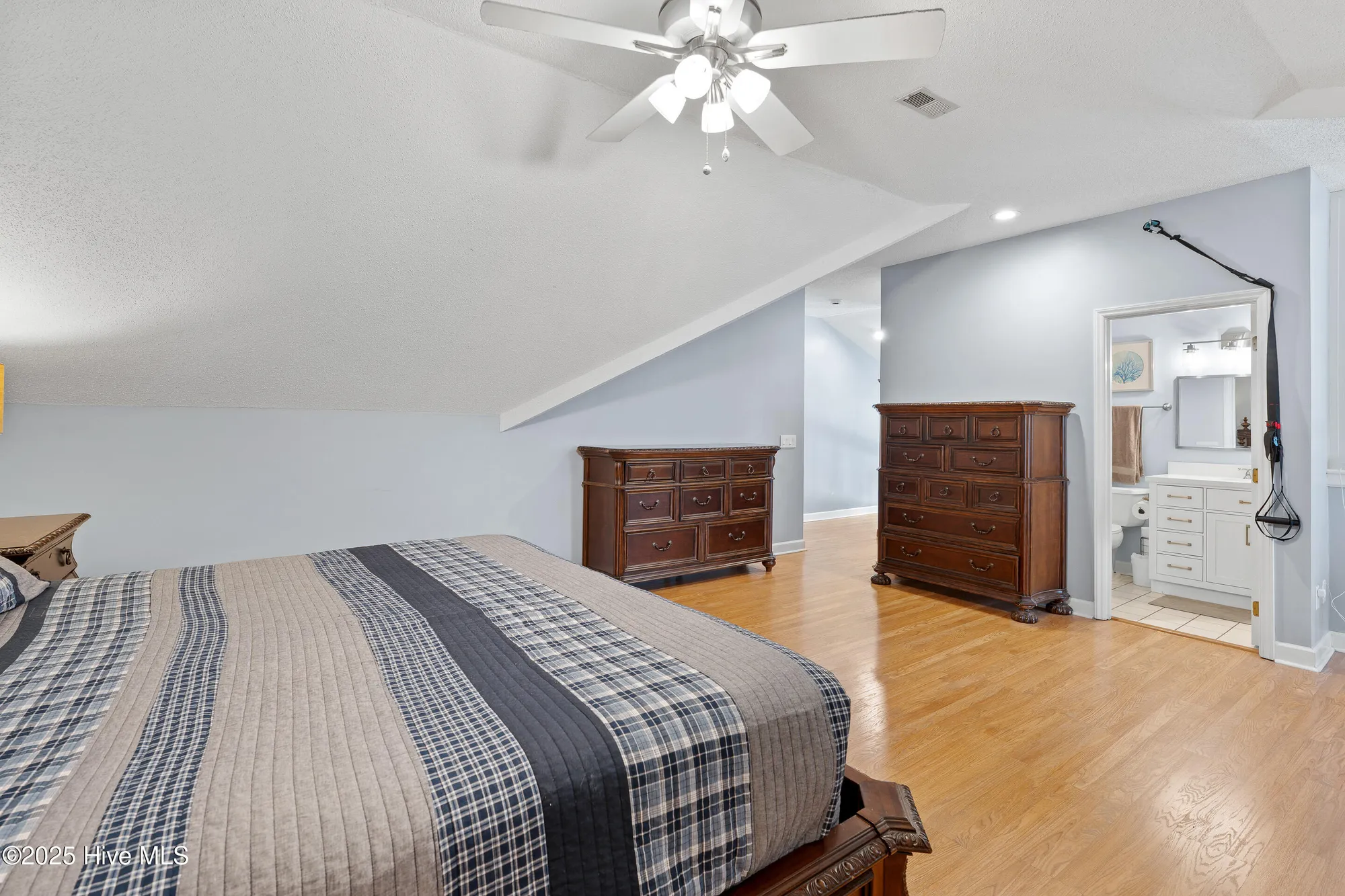 Property Slideshow image 29 of 43 | 3139 lakeside commons dr 1, Southport, NC, 28461