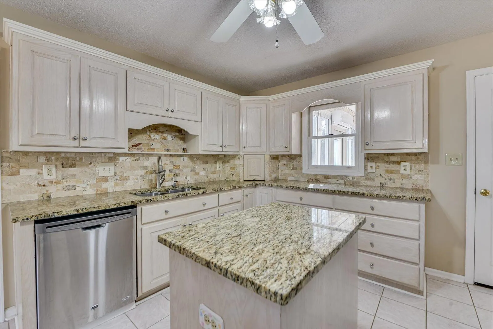 Property Slideshow image 11 of 32 | 109 driftwood ln, Mc Cormick, SC, 29835