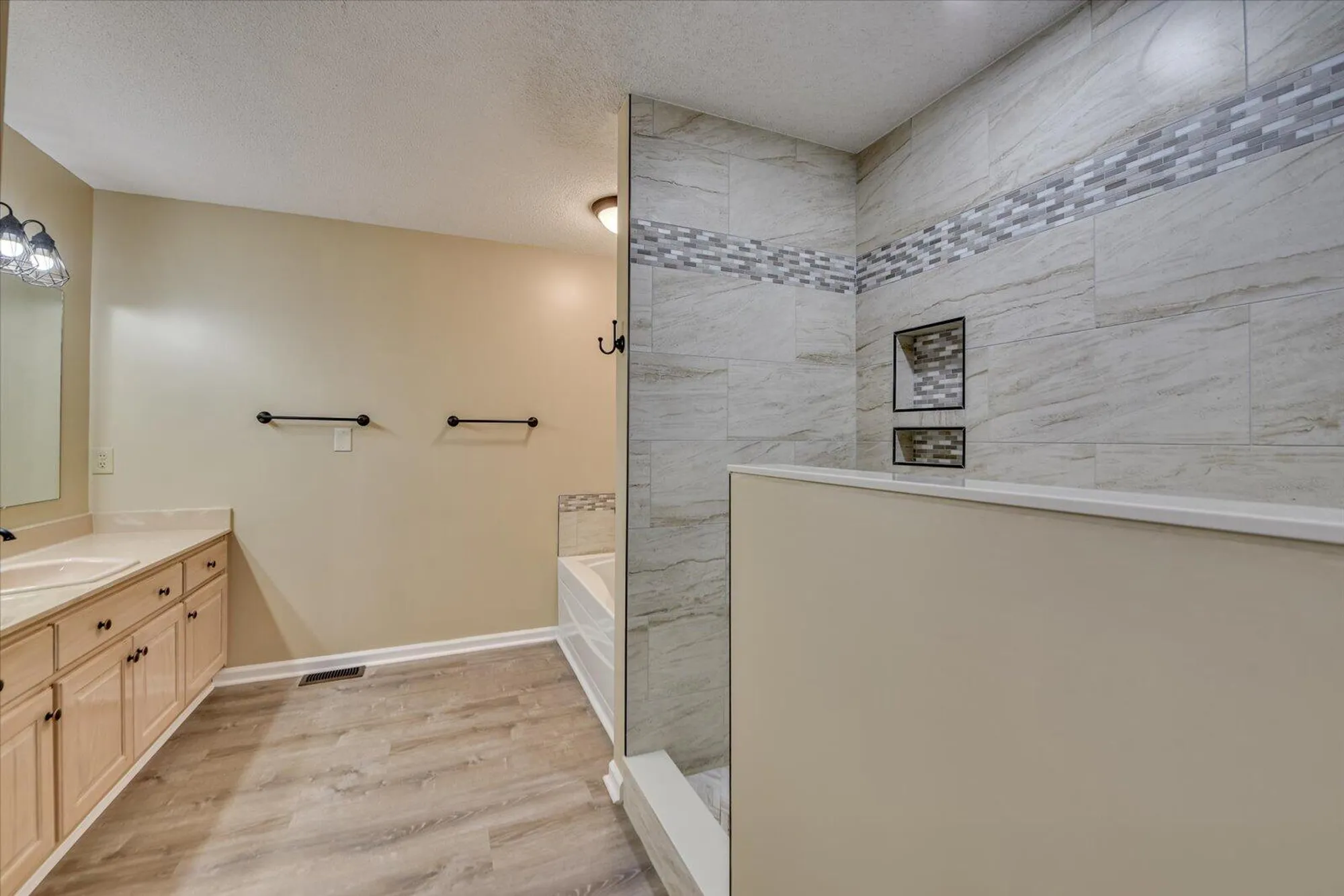 Property Slideshow image 21 of 32 | 109 driftwood ln, Mc Cormick, SC, 29835