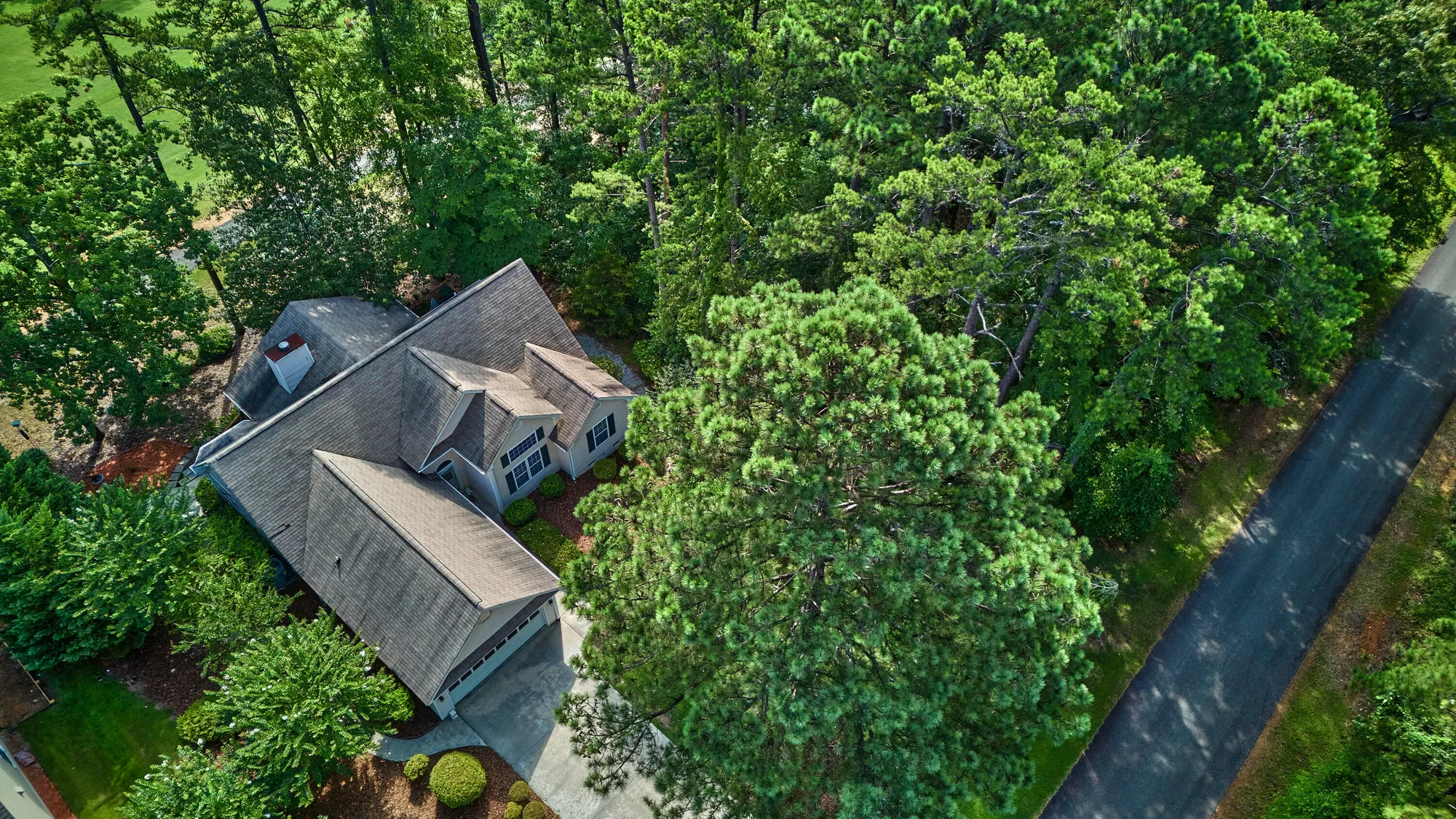 Property Slideshow image 4 of 37 | 219 fairway dr, Mc Cormick, SC, 29835