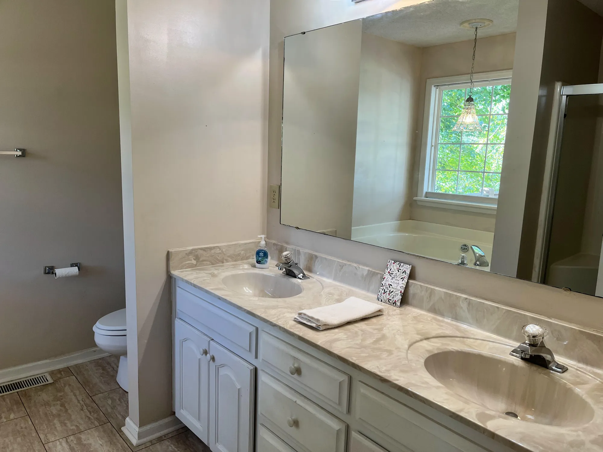 Property Slideshow image 21 of 37 | 219 fairway dr, Mc Cormick, SC, 29835