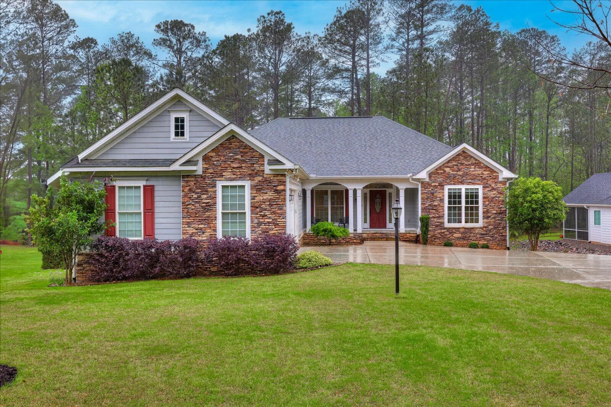 Property Slideshow image 1 of 57 | 107 stonebridge loop, Mc Cormick, SC, 29835