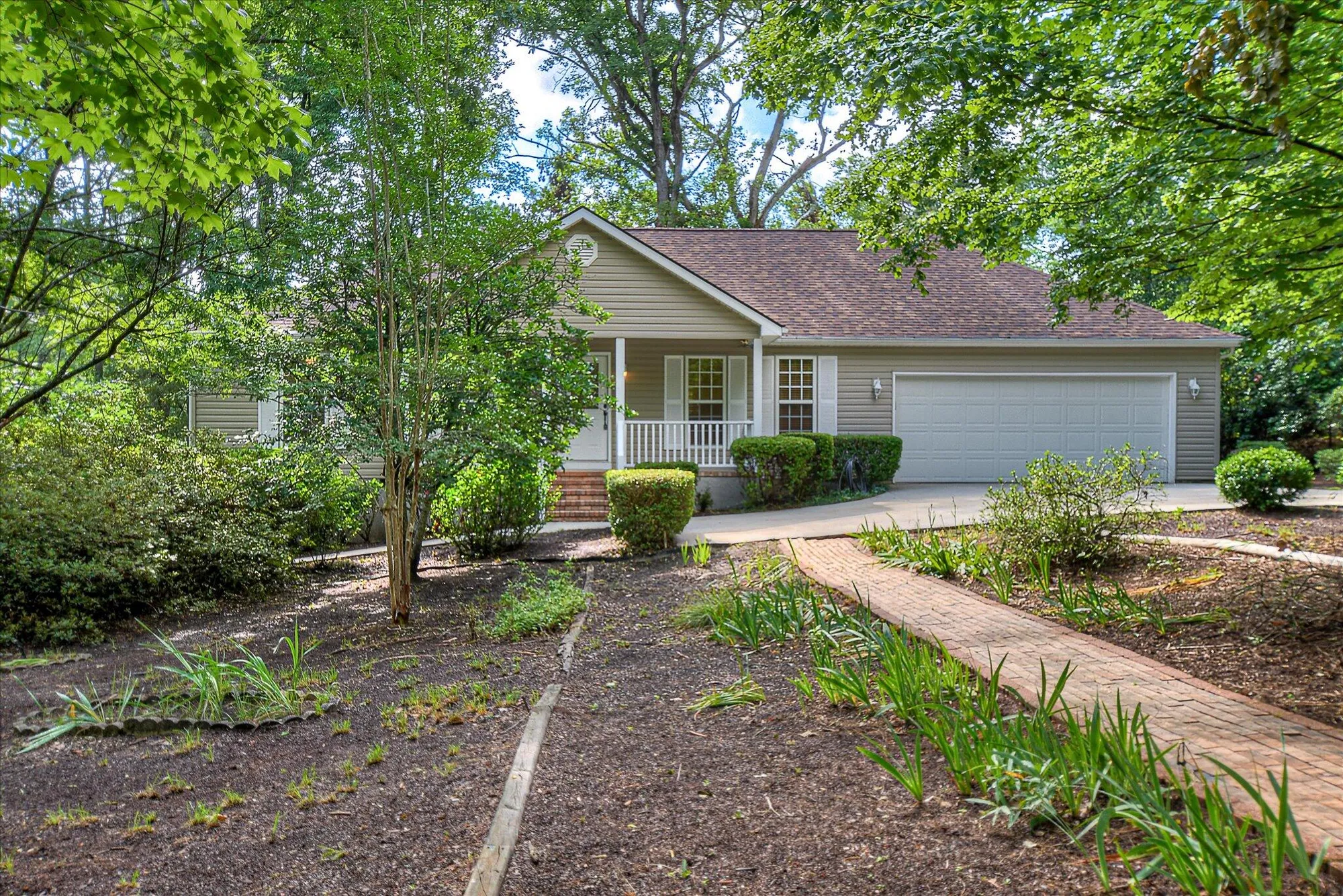 Property Slideshow image 4 of 61 | 160 crescent dr, Mc Cormick, SC, 29835