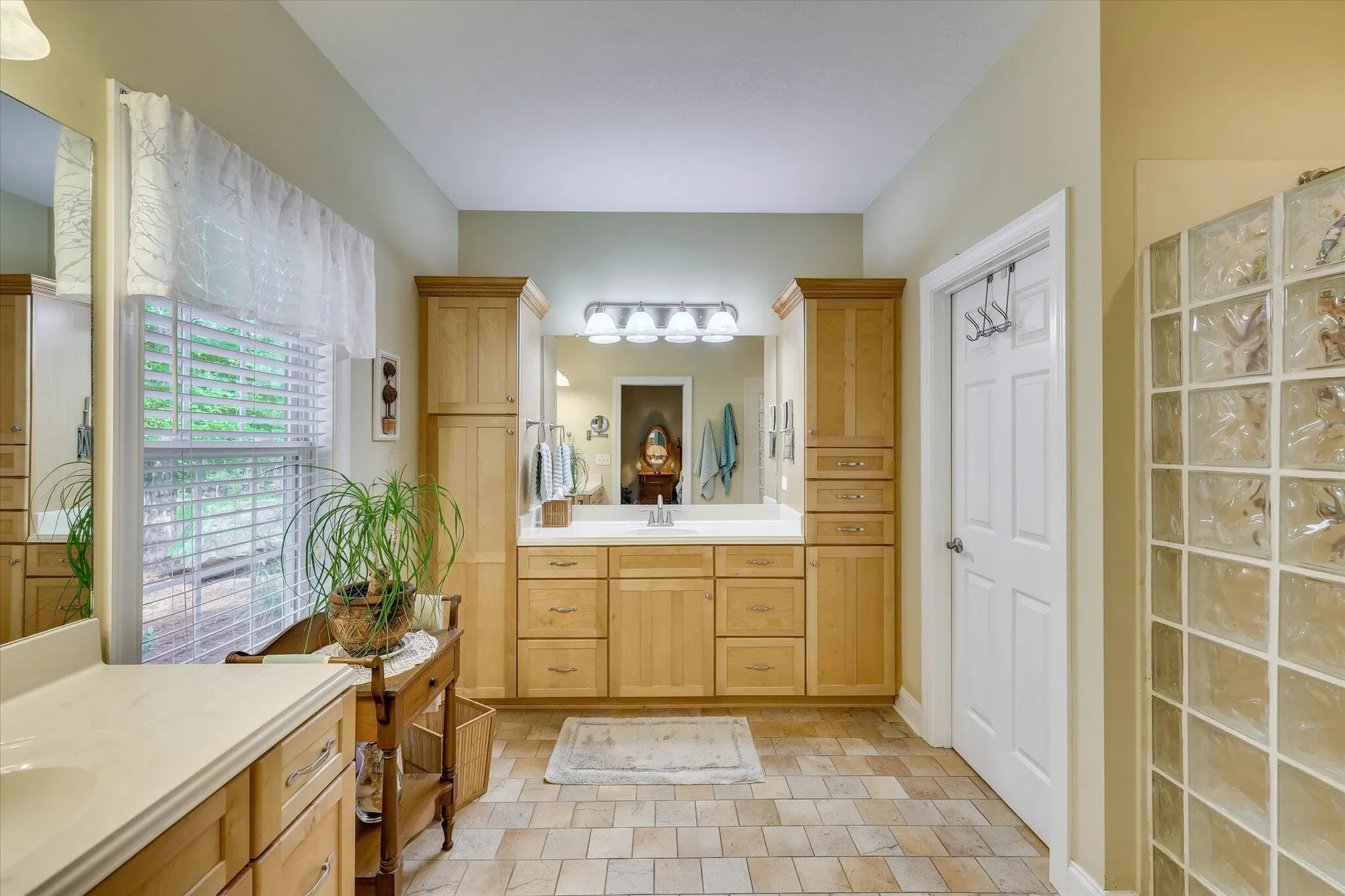 Property Slideshow image 36 of 67 | 901 patriots pt, Mc Cormick, SC, 29835