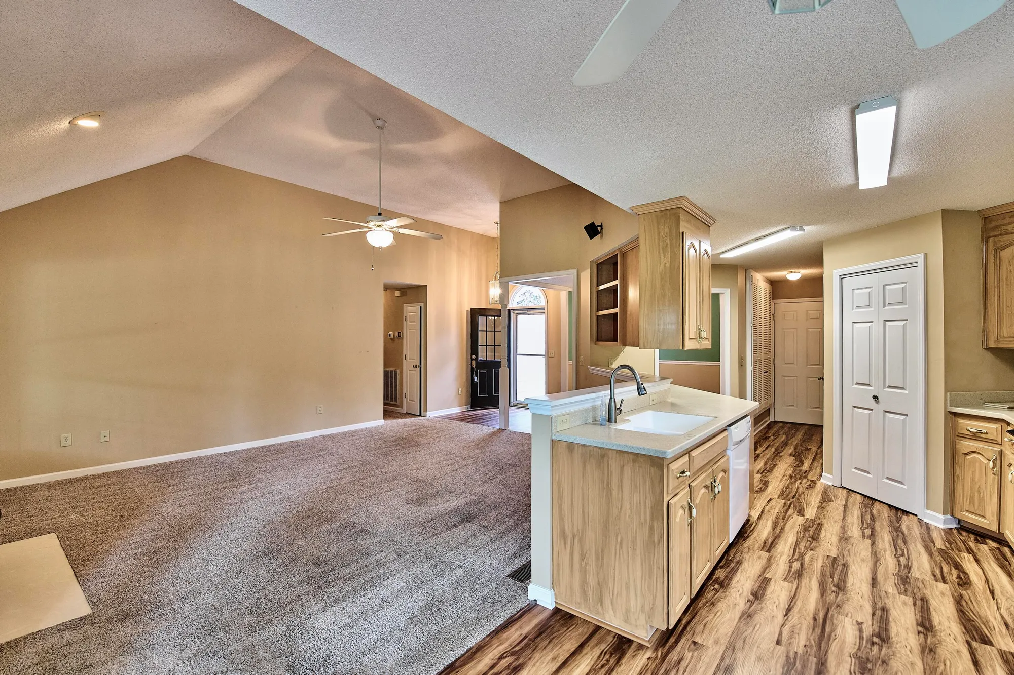 Property Slideshow image 11 of 37 | 219 fairway dr, Mc Cormick, SC, 29835