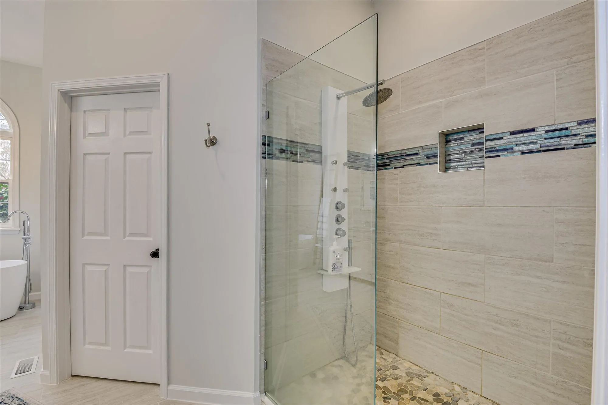 Property Slideshow image 35 of 62 | 907 patriots pt, Mc Cormick, SC, 29835