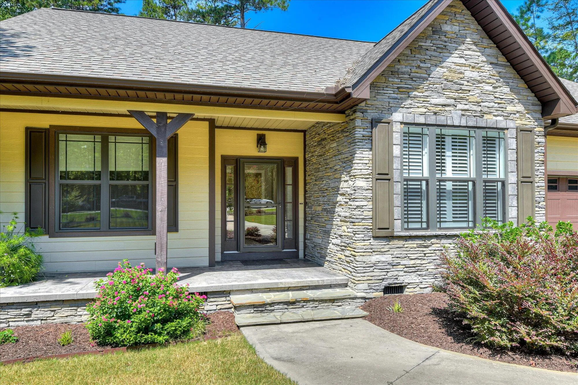 Property Slideshow image 2 of 71 | 153 cumberland dr, Mc Cormick, SC, 29835
