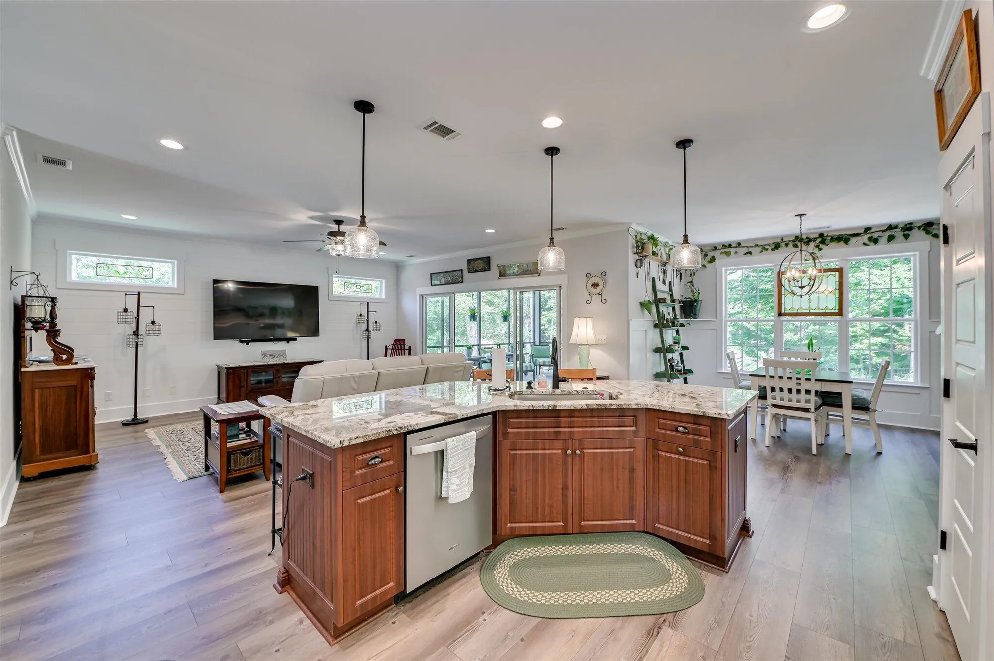 Property Slideshow image 16 of 39 | 309 sycamore pl, Mc Cormick, SC, 29835