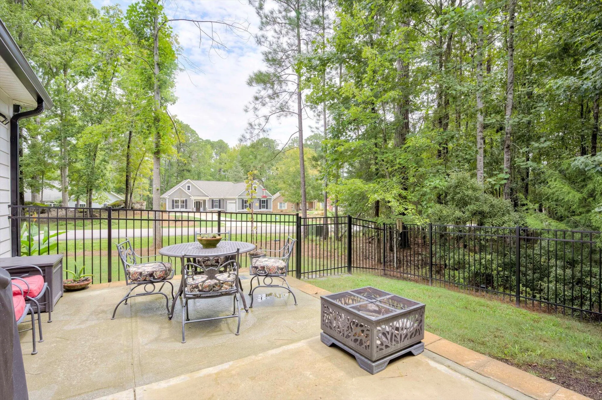 Property Slideshow image 4 of 47 | 147 shenandoah dr, Mc Cormick, SC, 29835