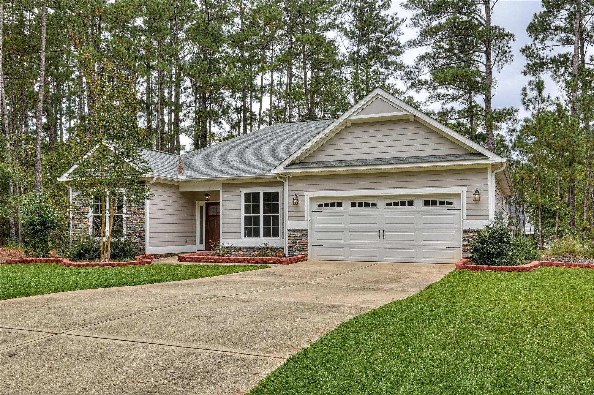 Property Slideshow image 3 of 41 | 215 tara dr, Mc Cormick, SC, 29835