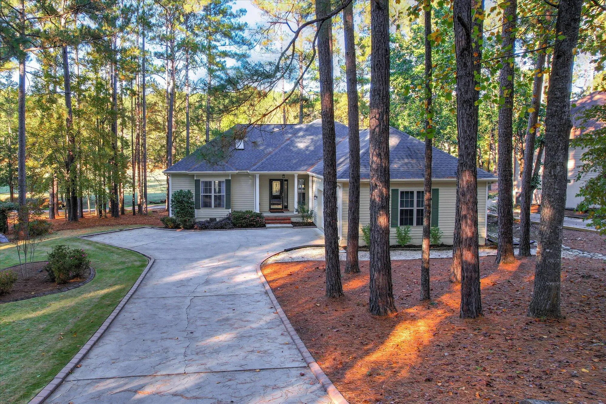 Property Slideshow image 1 of 37 | 120 arbor ln, Mc Cormick, SC, 29835