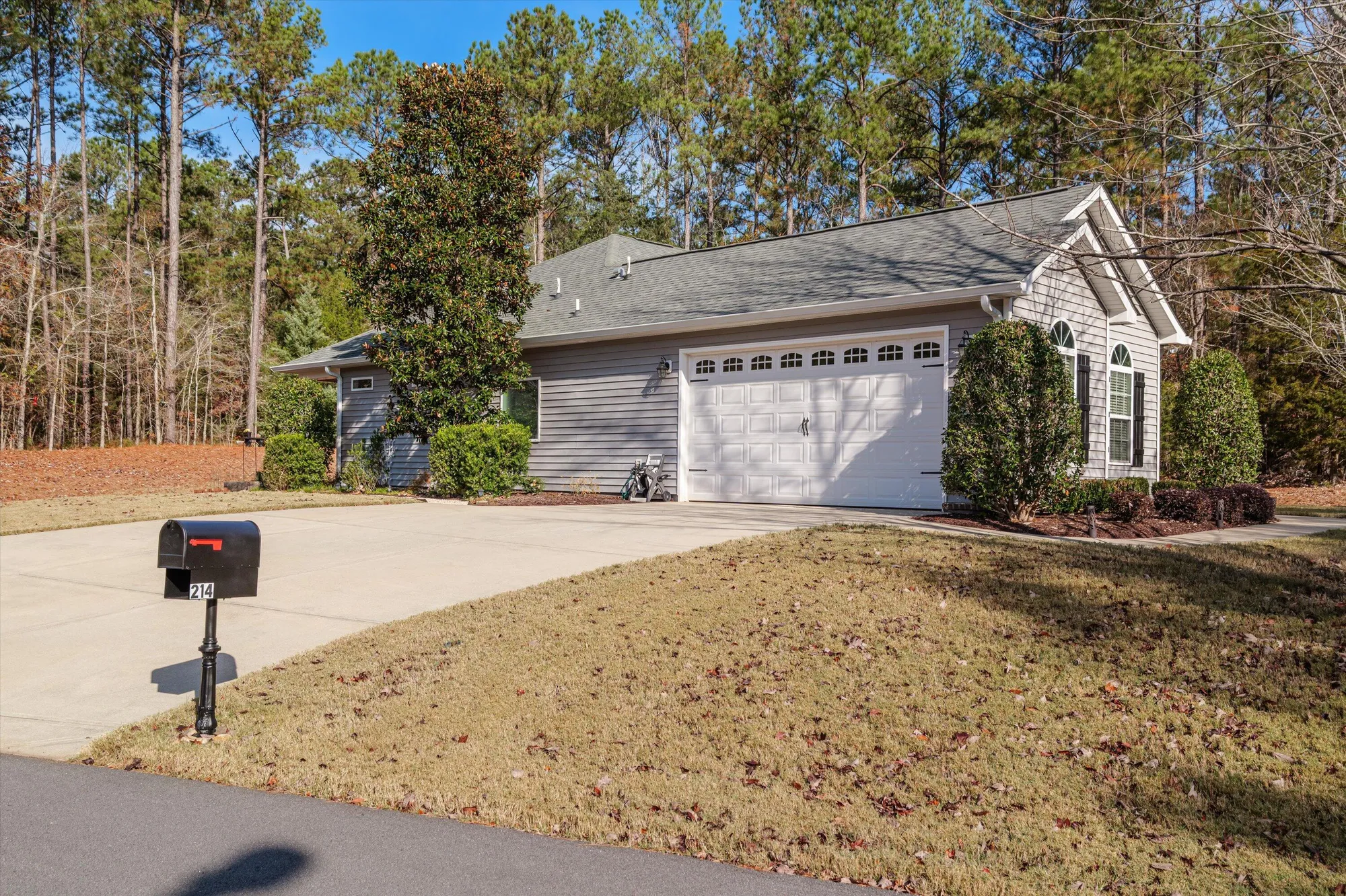 Property Slideshow image 8 of 54 | 214 sunflower cir, Mc Cormick, SC, 29835