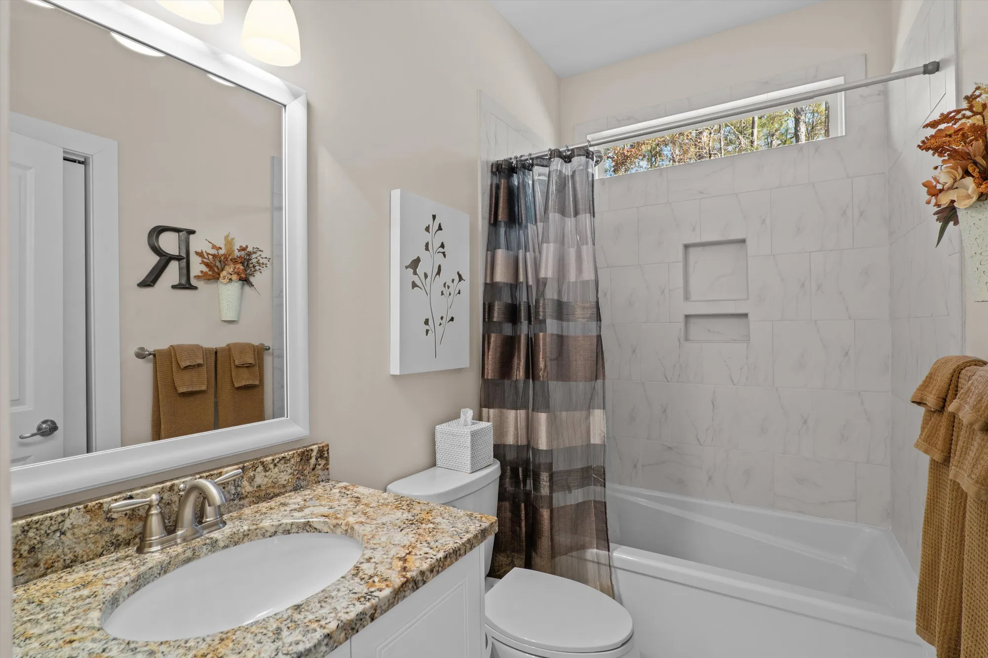 Property Slideshow image 17 of 54 | 214 sunflower cir, Mc Cormick, SC, 29835