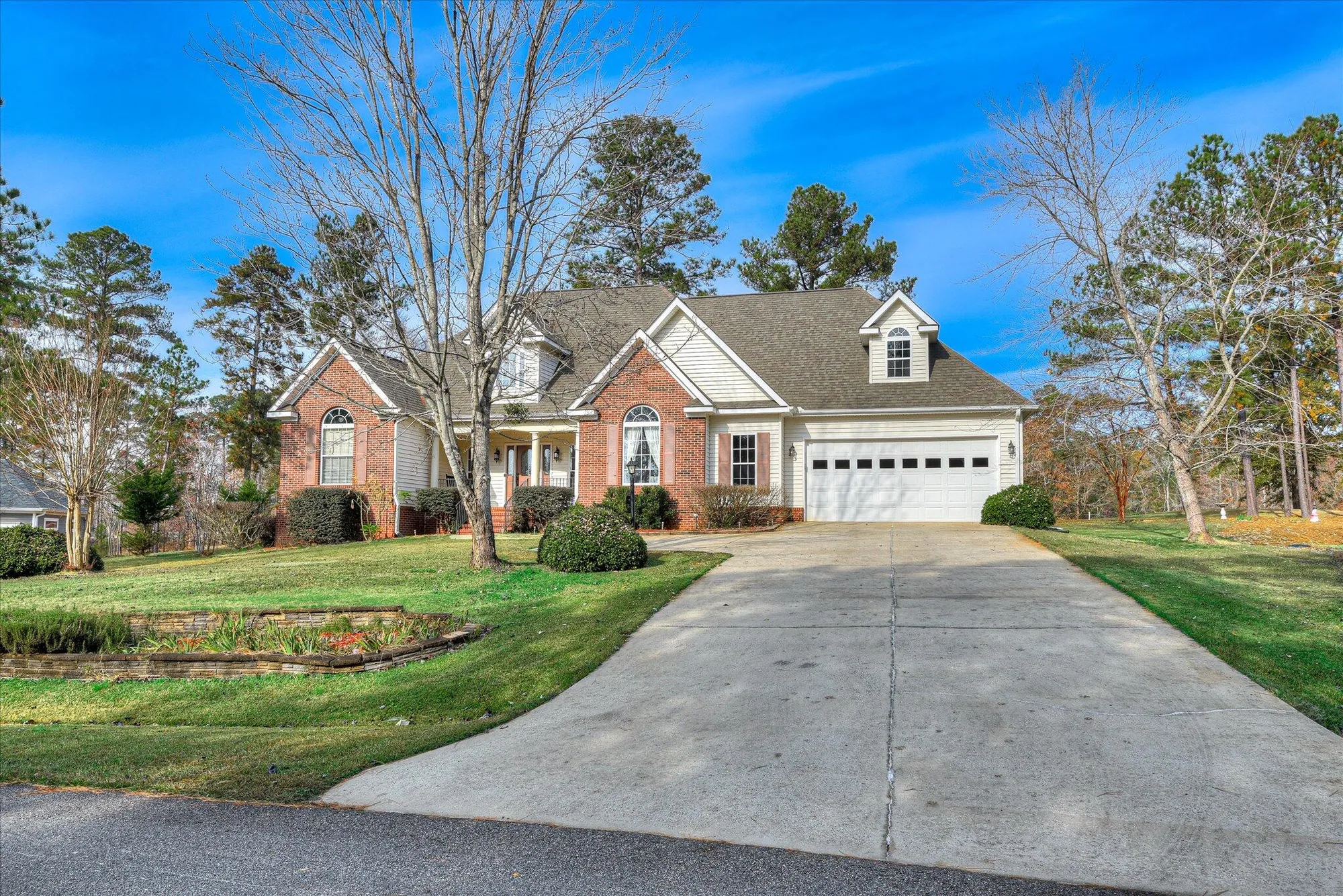 Property Slideshow image 2 of 64 | 113 laurens dr, Mc Cormick, SC, 29835