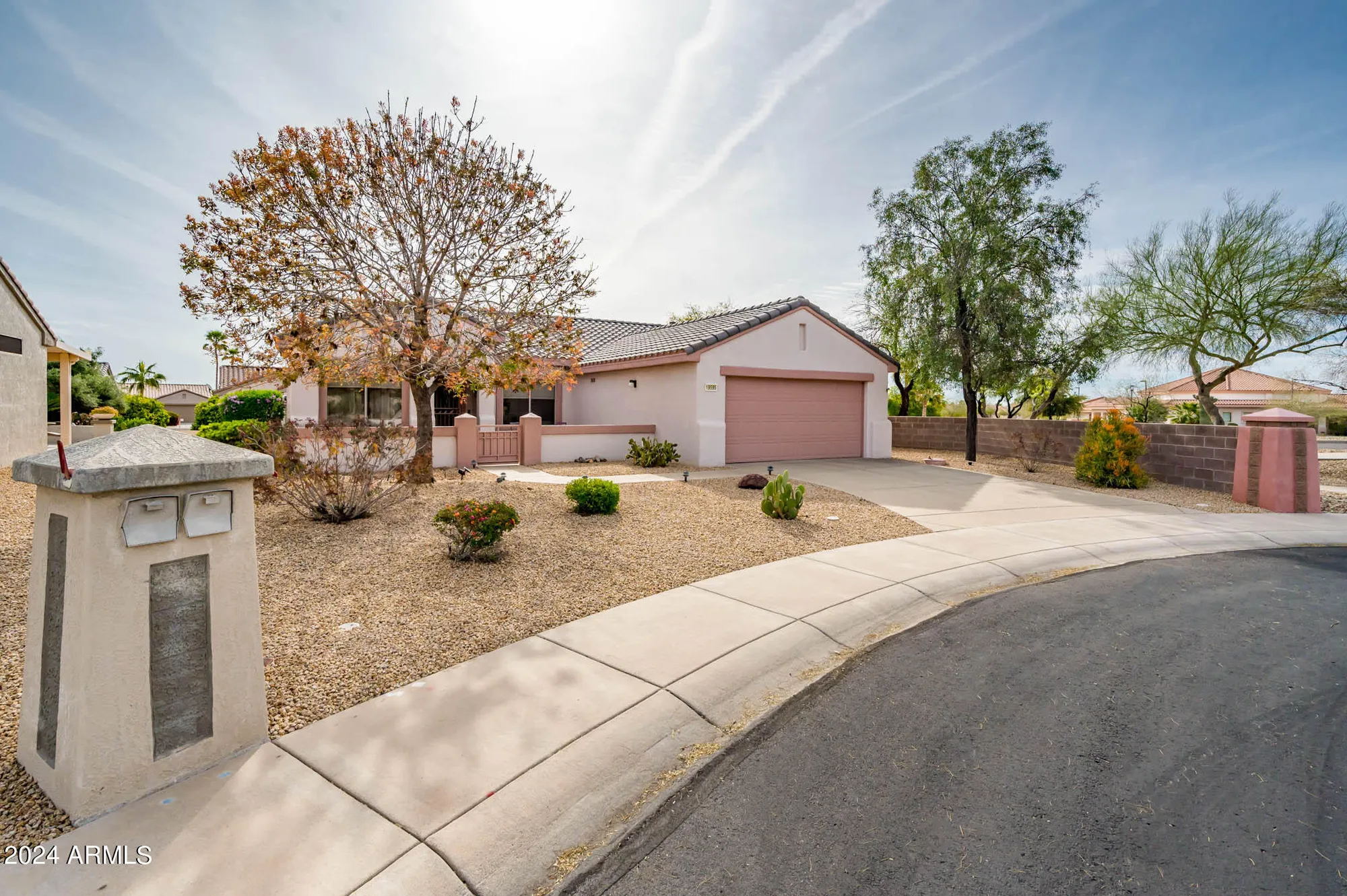 Property Slideshow image 5 of 48 | 19595 n sunburst way, Surprise, AZ, 85374