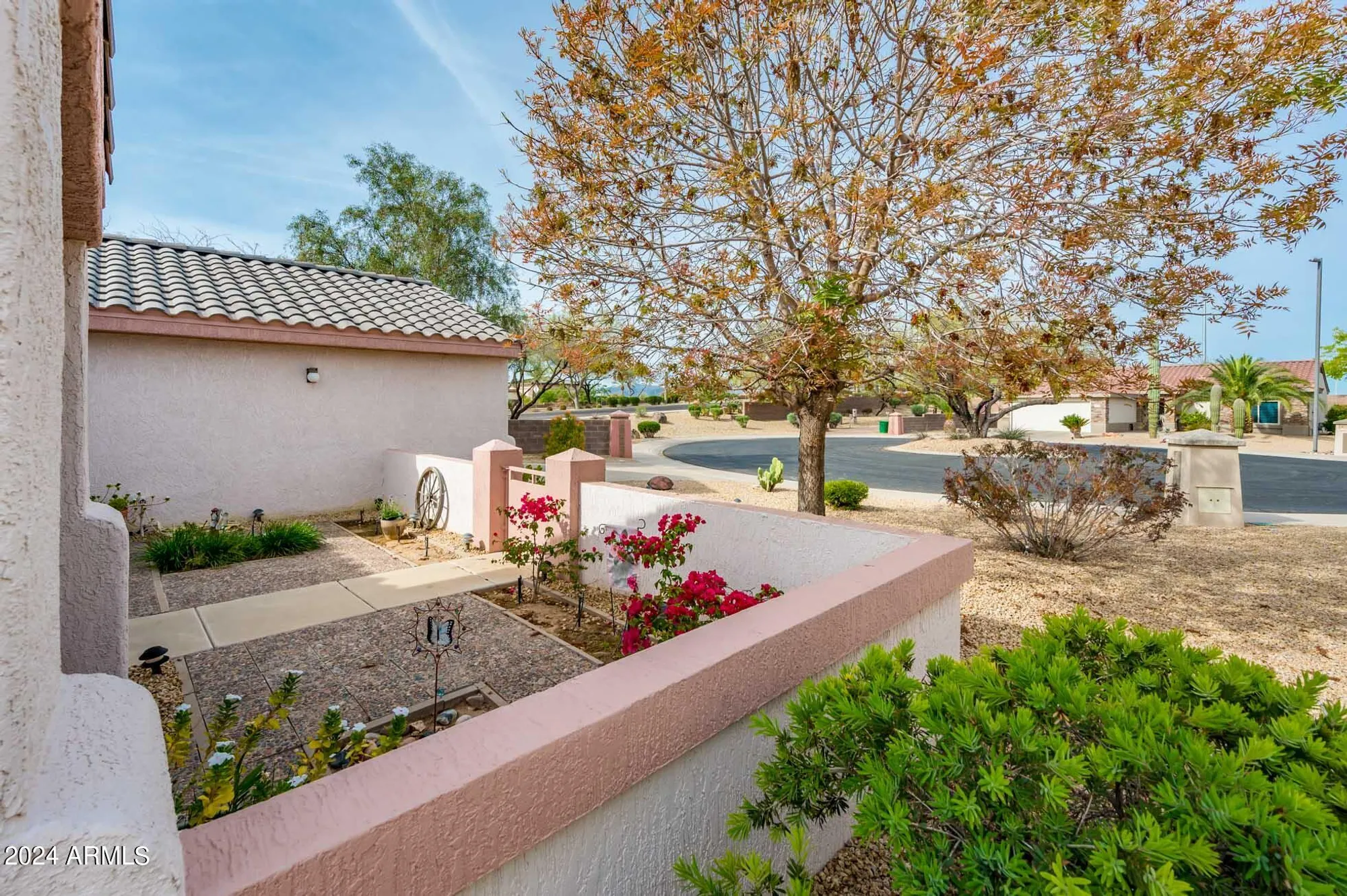 Property Slideshow image 8 of 48 | 19595 n sunburst way, Surprise, AZ, 85374