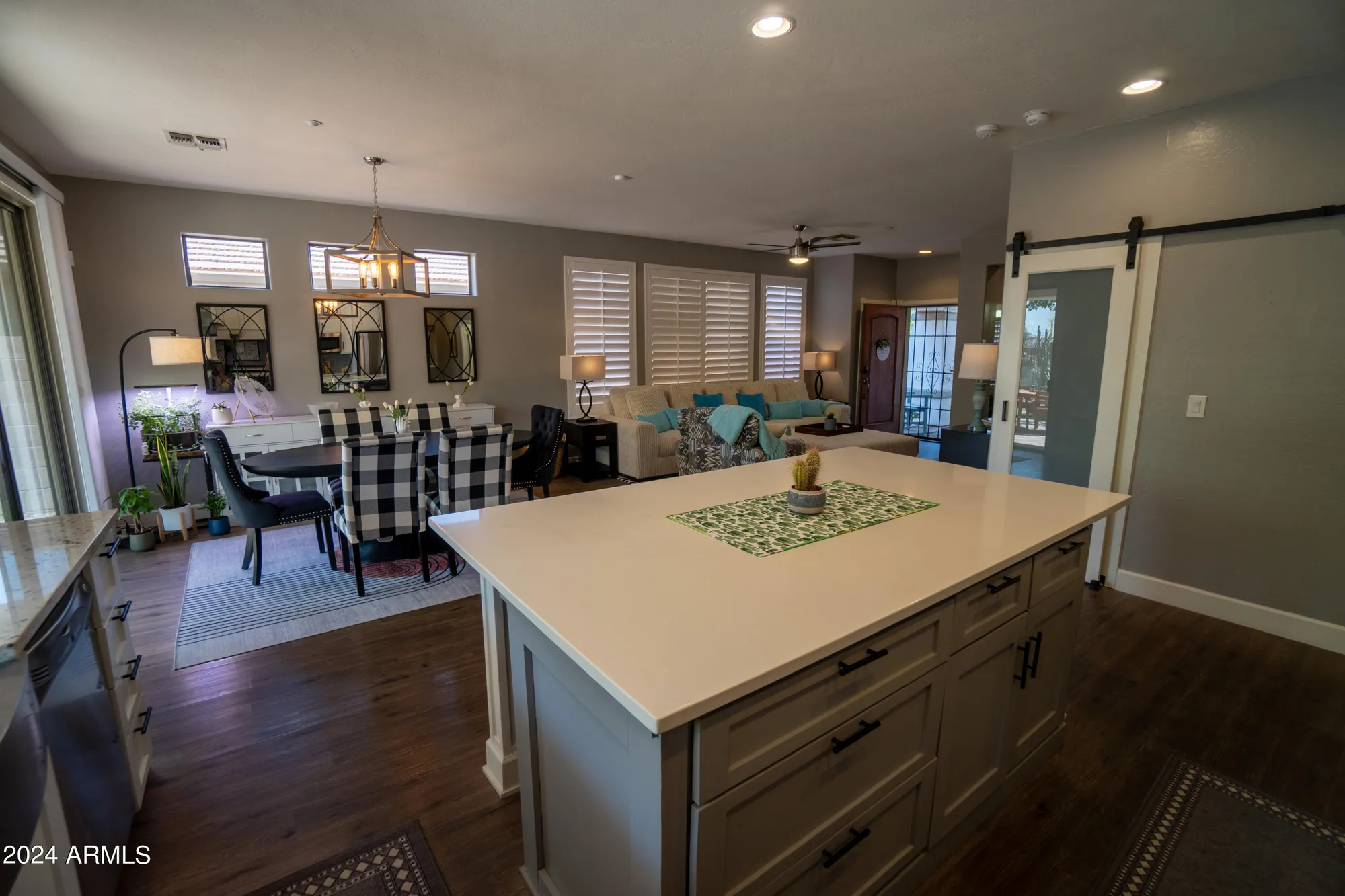 Property Slideshow image 14 of 32 | 41417 n clear crossing rd, Anthem, AZ, 85086