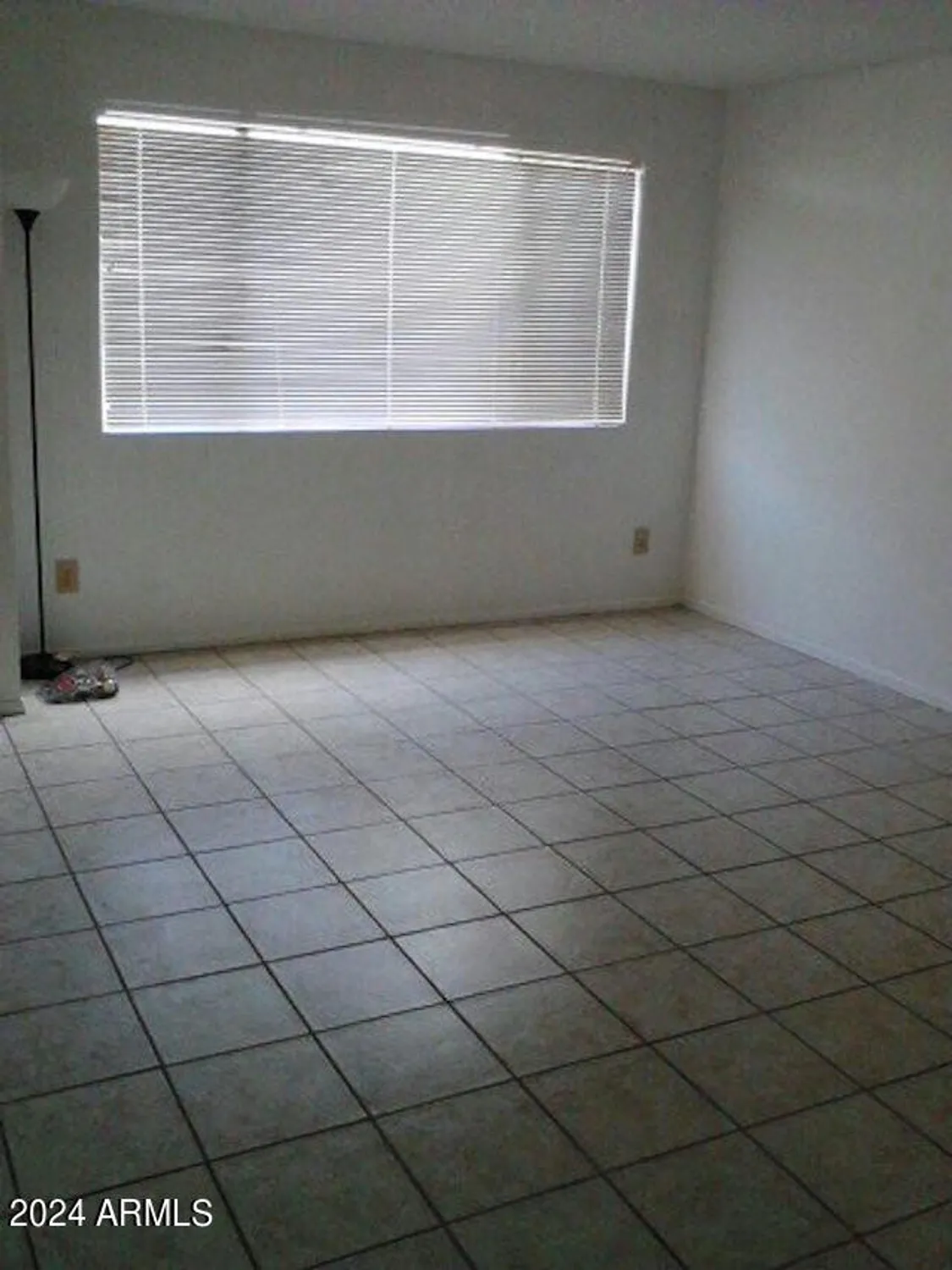 Property Slideshow image 16 of 25 | 9627 w north ln b, Peoria, AZ, 85345