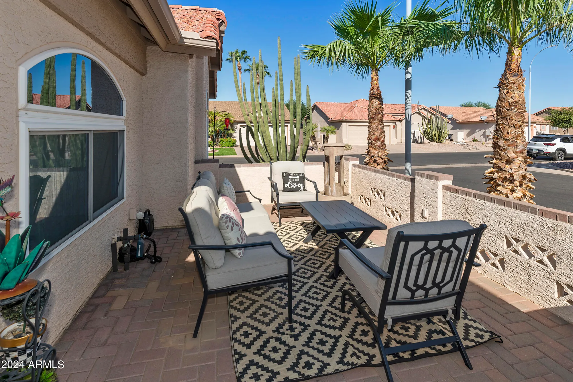 Property Slideshow image 2 of 53 | 1509 e peach tree dr, Chandler, AZ, 85249