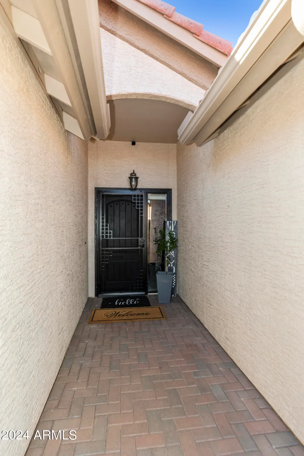 Property Slideshow image 3 of 53 | 1509 e peach tree dr, Chandler, AZ, 85249