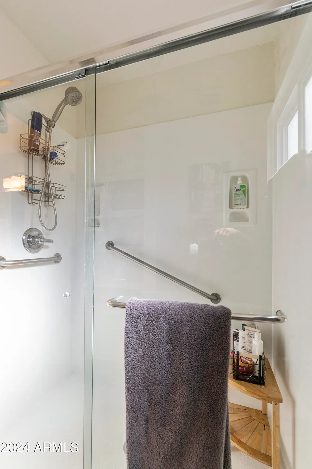 Property Slideshow image 29 of 53 | 1509 e peach tree dr, Chandler, AZ, 85249