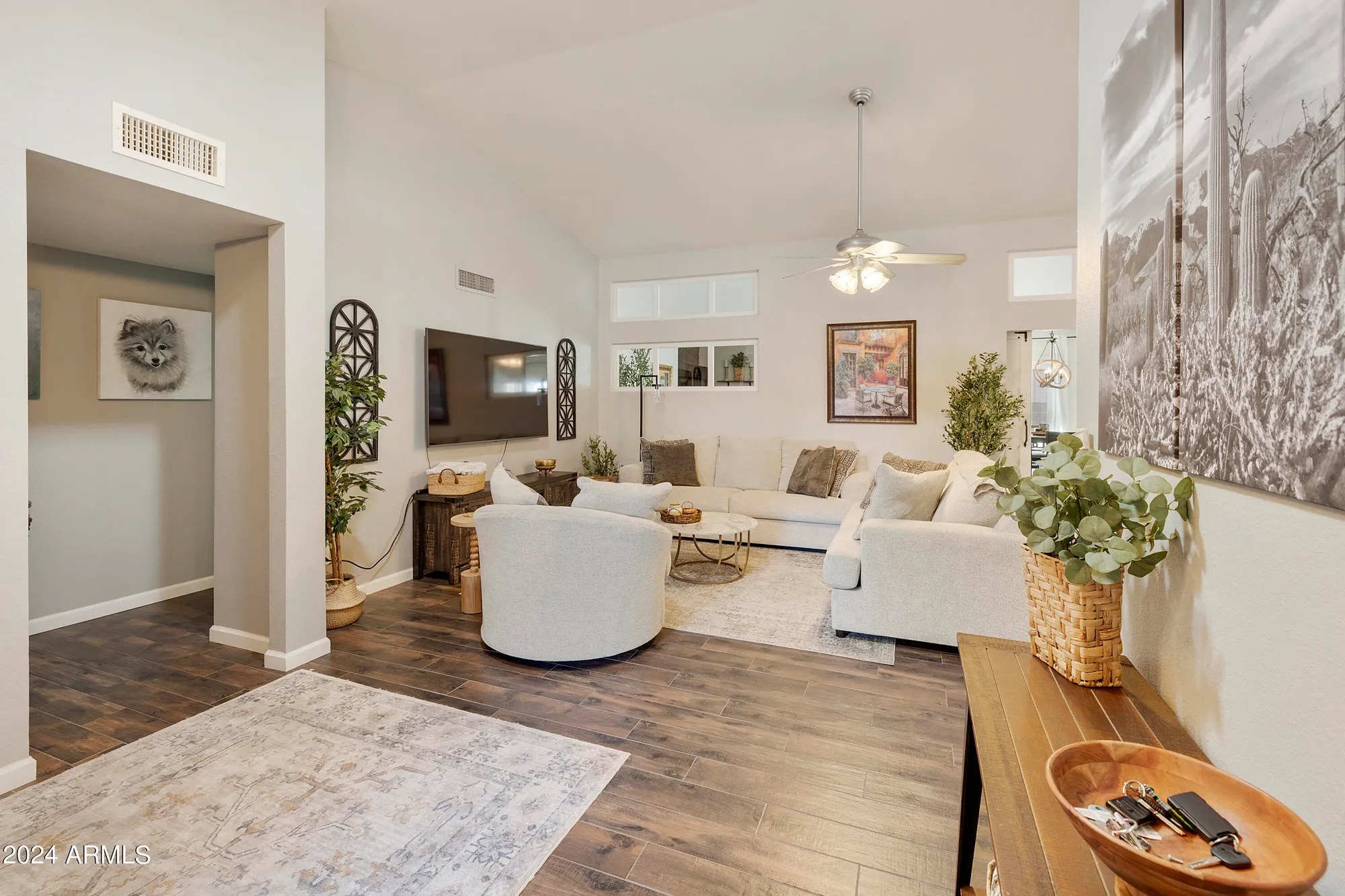 Property Slideshow image 11 of 53 | 1509 e peach tree dr, Chandler, AZ, 85249