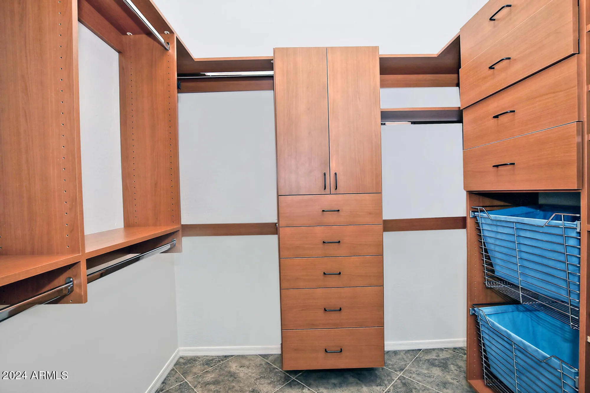 Property Slideshow image 16 of 77 | 13055 w eagle talon trl, Peoria, AZ, 85383