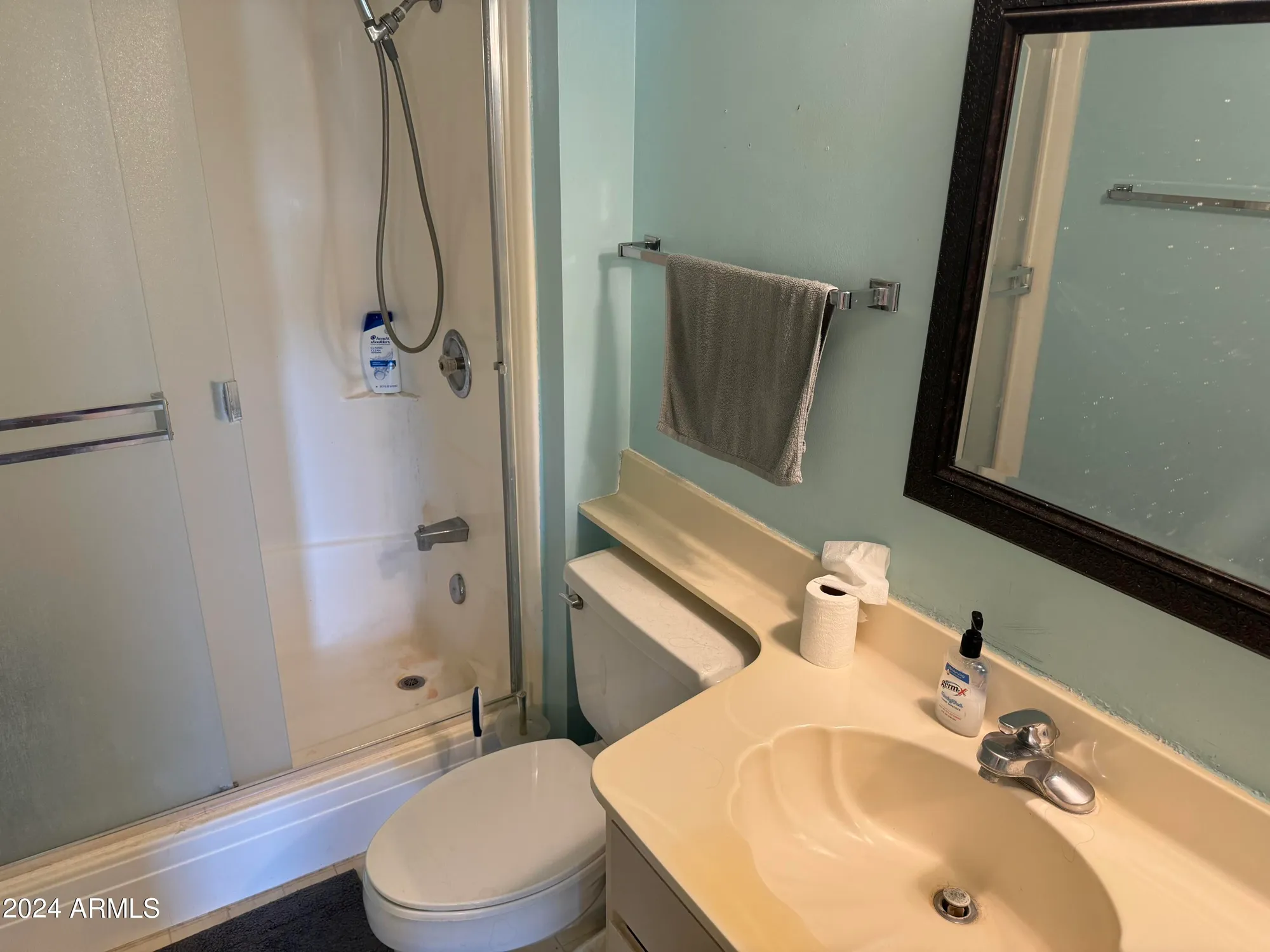 Property Slideshow image 16 of 34 | 10038 w lancaster dr, Sun City, AZ, 85351