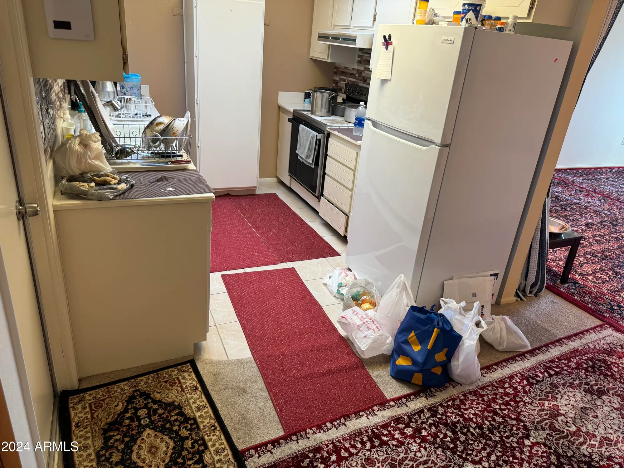 Property Slideshow image 20 of 34 | 10038 w lancaster dr, Sun City, AZ, 85351