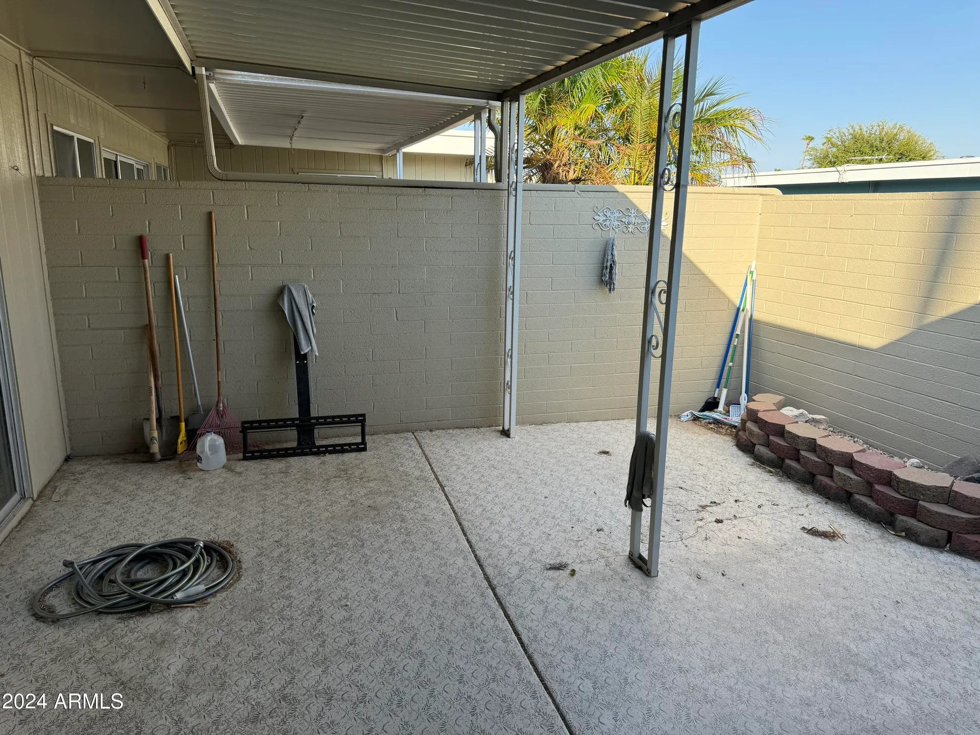 Property Slideshow image 30 of 34 | 10038 w lancaster dr, Sun City, AZ, 85351