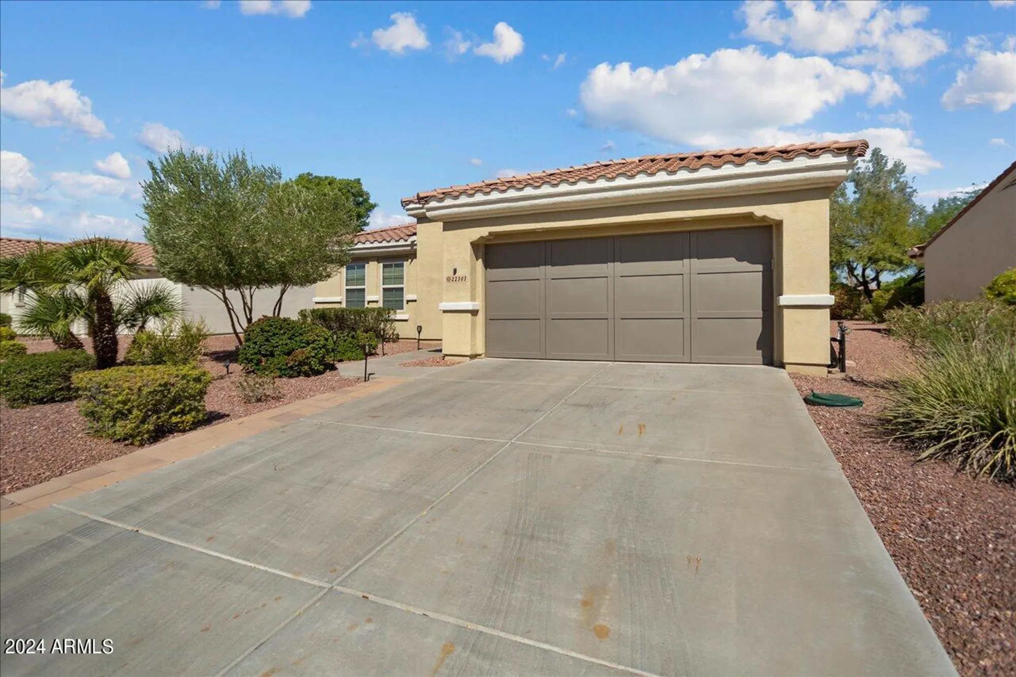 Property Slideshow image 4 of 62 | 22303 n montecito ave, Sun City West, AZ, 85375