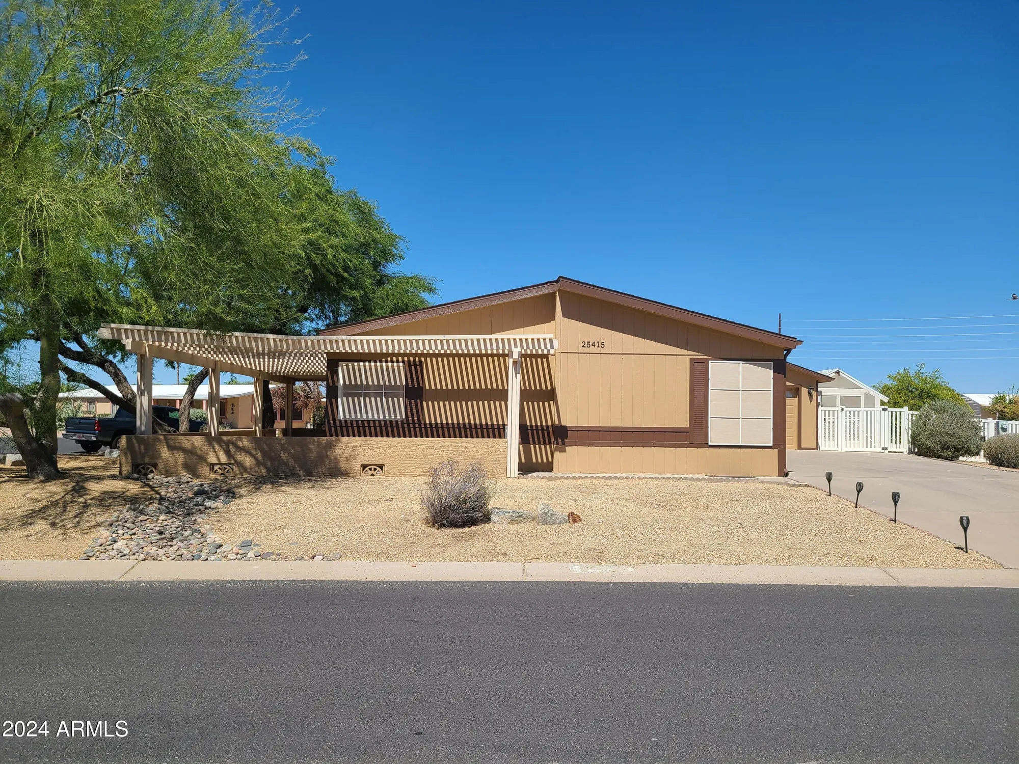 Property Slideshow image 19 of 64 | 25415 s ohio ct, Sun Lakes, AZ, 85248