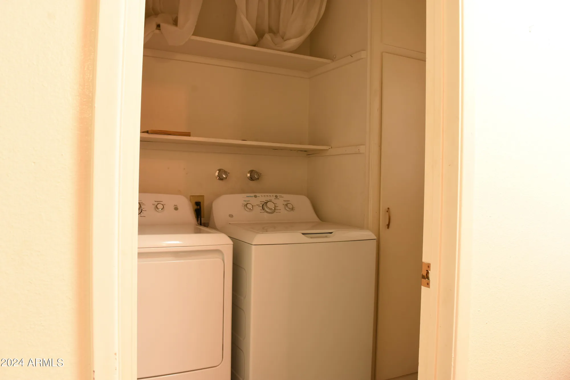 Property Slideshow image 10 of 15 | 10851 w santa fe dr, Sun City, AZ, 85351