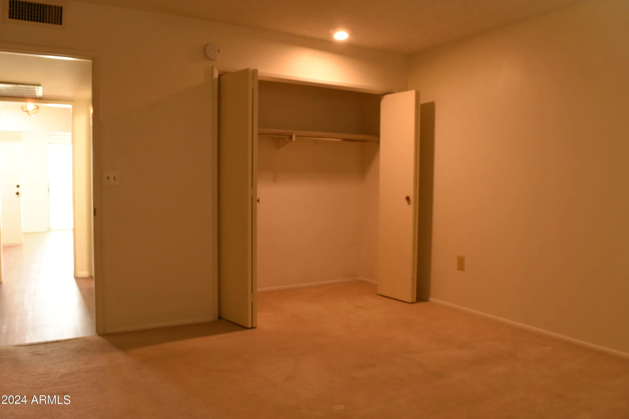 Property Slideshow image 8 of 15 | 10851 w santa fe dr, Sun City, AZ, 85351