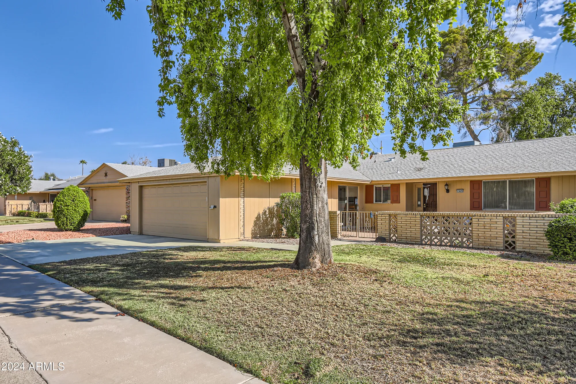 Property Slideshow image 3 of 28 | 13605 n redwood dr, Sun City, AZ, 85351