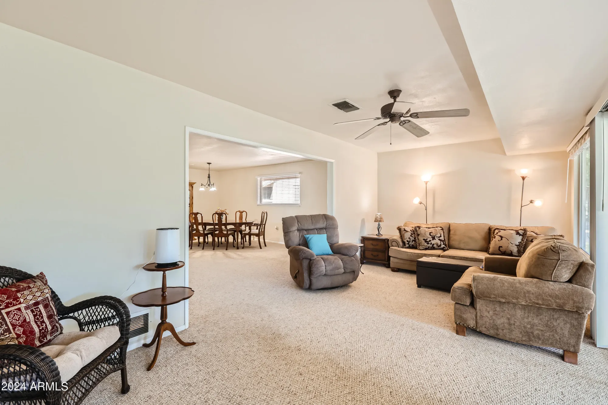 Property Slideshow image 16 of 28 | 13605 n redwood dr, Sun City, AZ, 85351