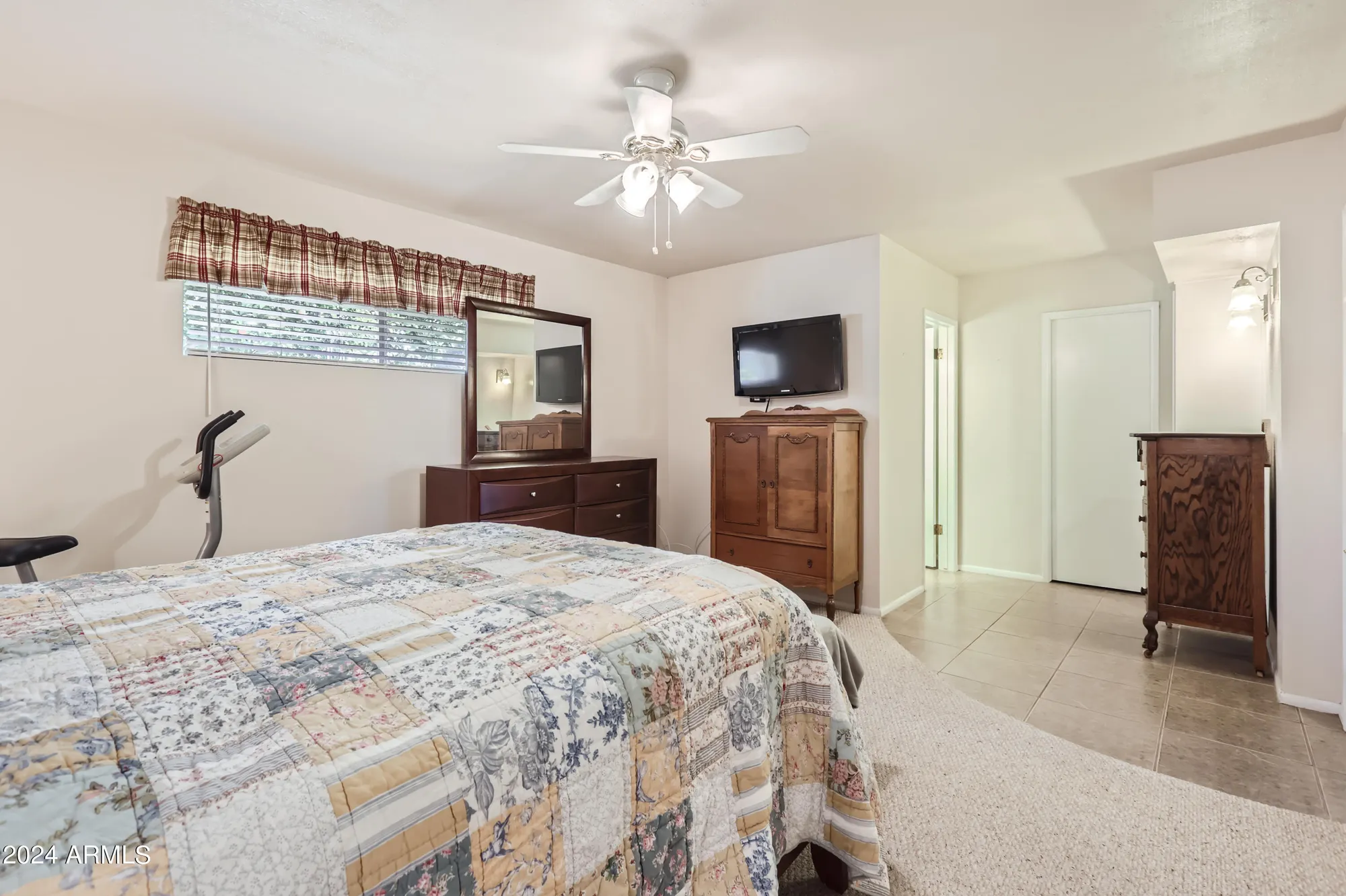 Property Slideshow image 20 of 28 | 13605 n redwood dr, Sun City, AZ, 85351